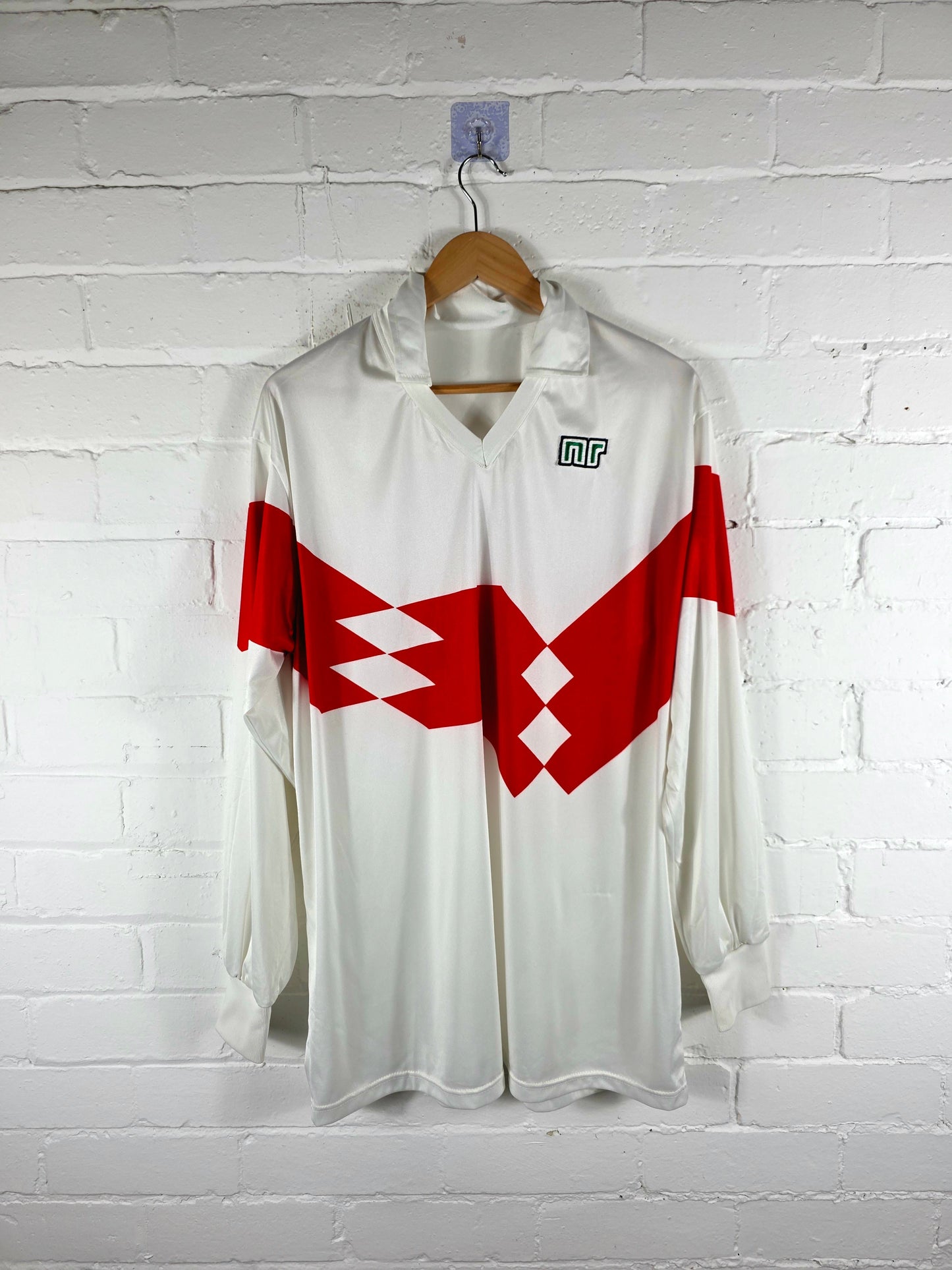Ennerre Vintage 1990s Long Sleeve Vintage Template Football Shirt Large