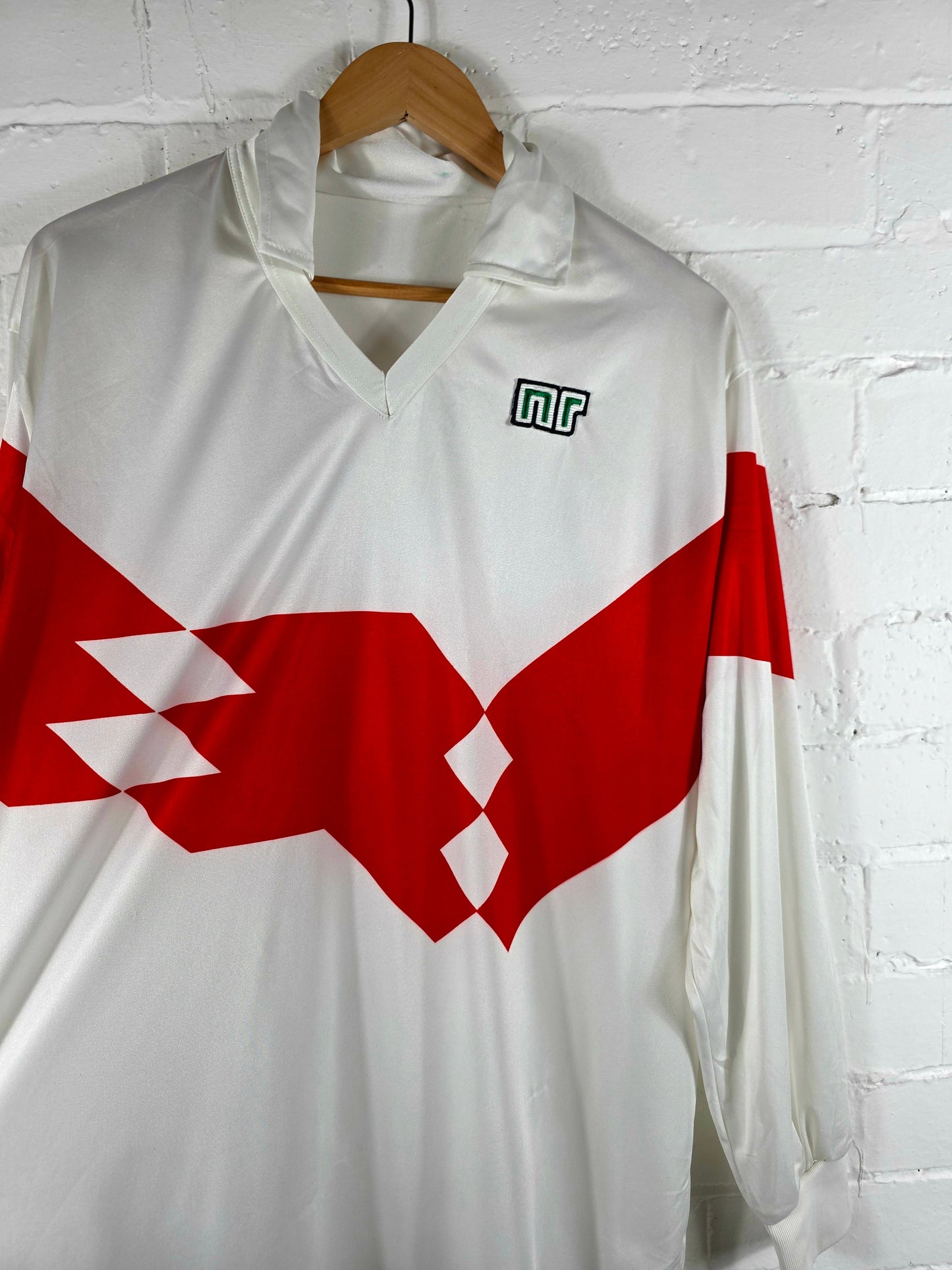 Ennerre Vintage 1990s Long Sleeve Vintage Template Football Shirt Large