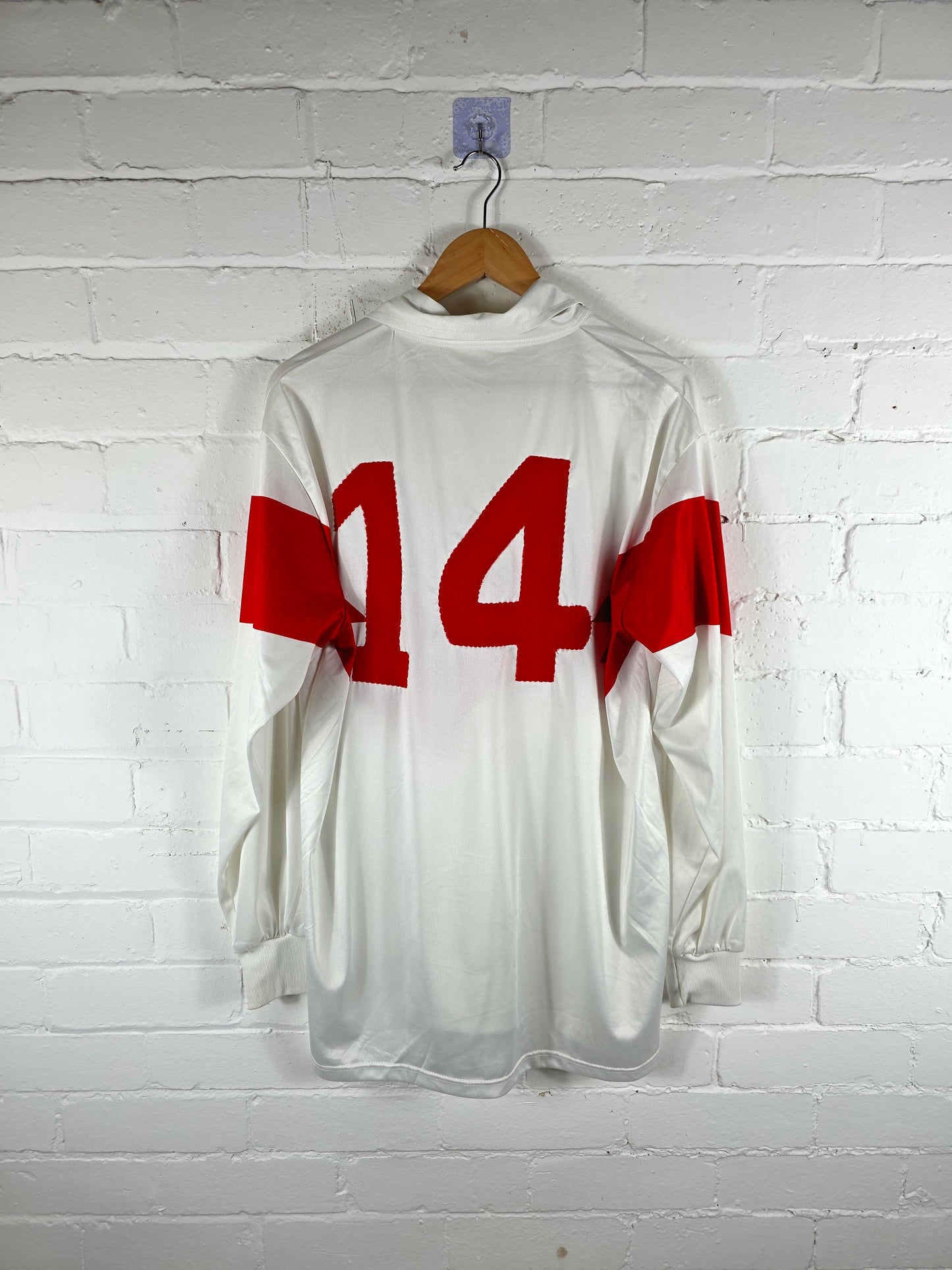 Ennerre Vintage 1990s Long Sleeve Vintage Template Football Shirt Large
