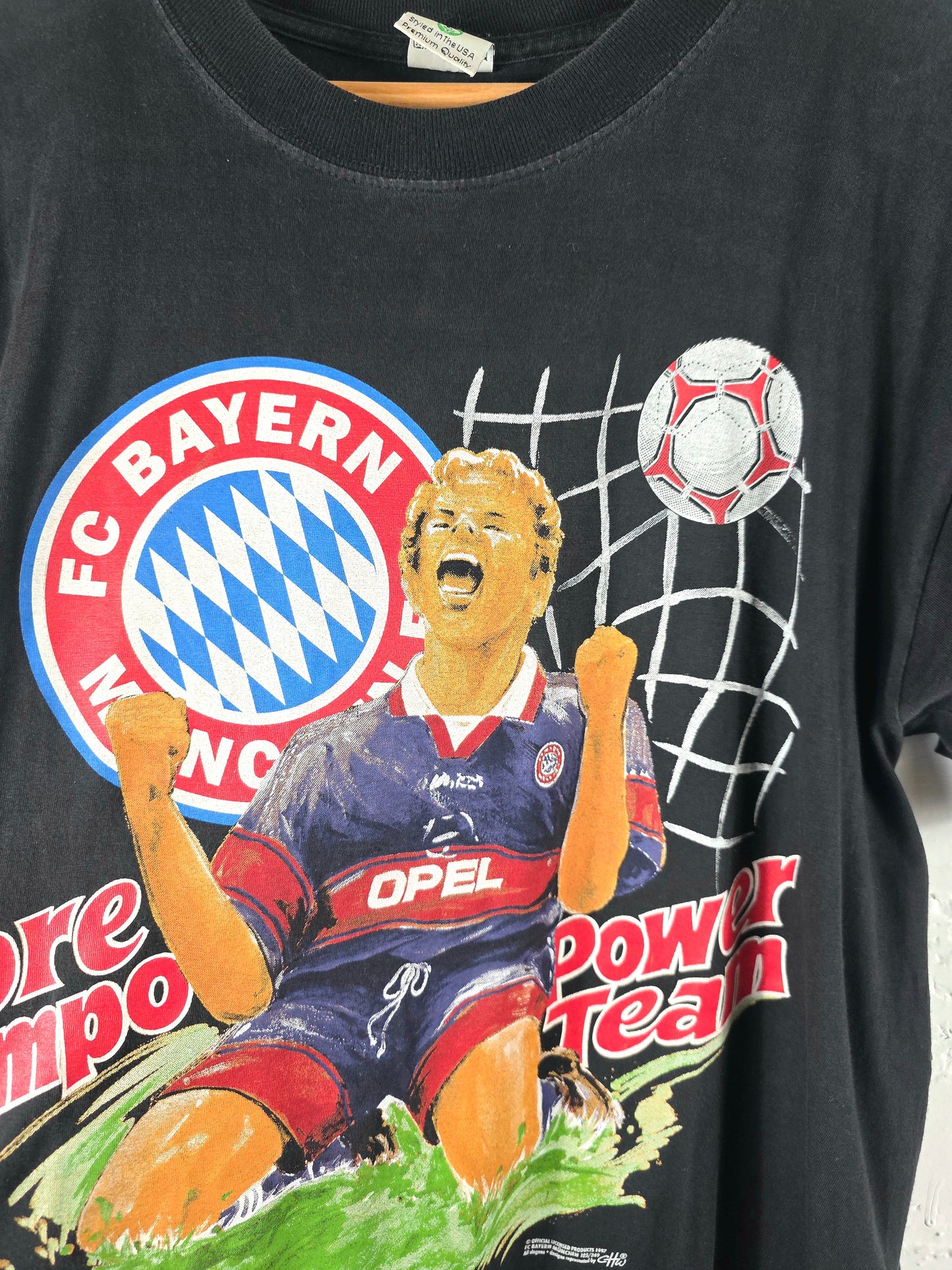 Bayern Munich 1997 Graphic Cotton T-Shirt Large