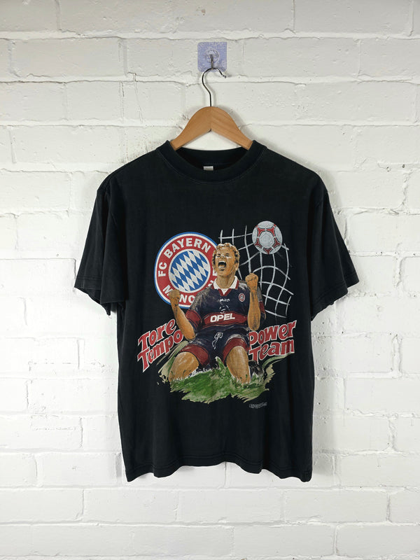 Bayern Munich 1997 Graphic Cotton T-Shirt Small
