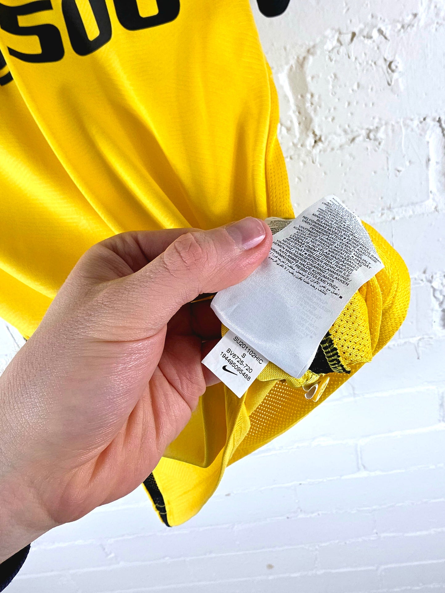 Nike BSC Young Boys 2020/21 'Lustenberger 28' Home Shirt Small
