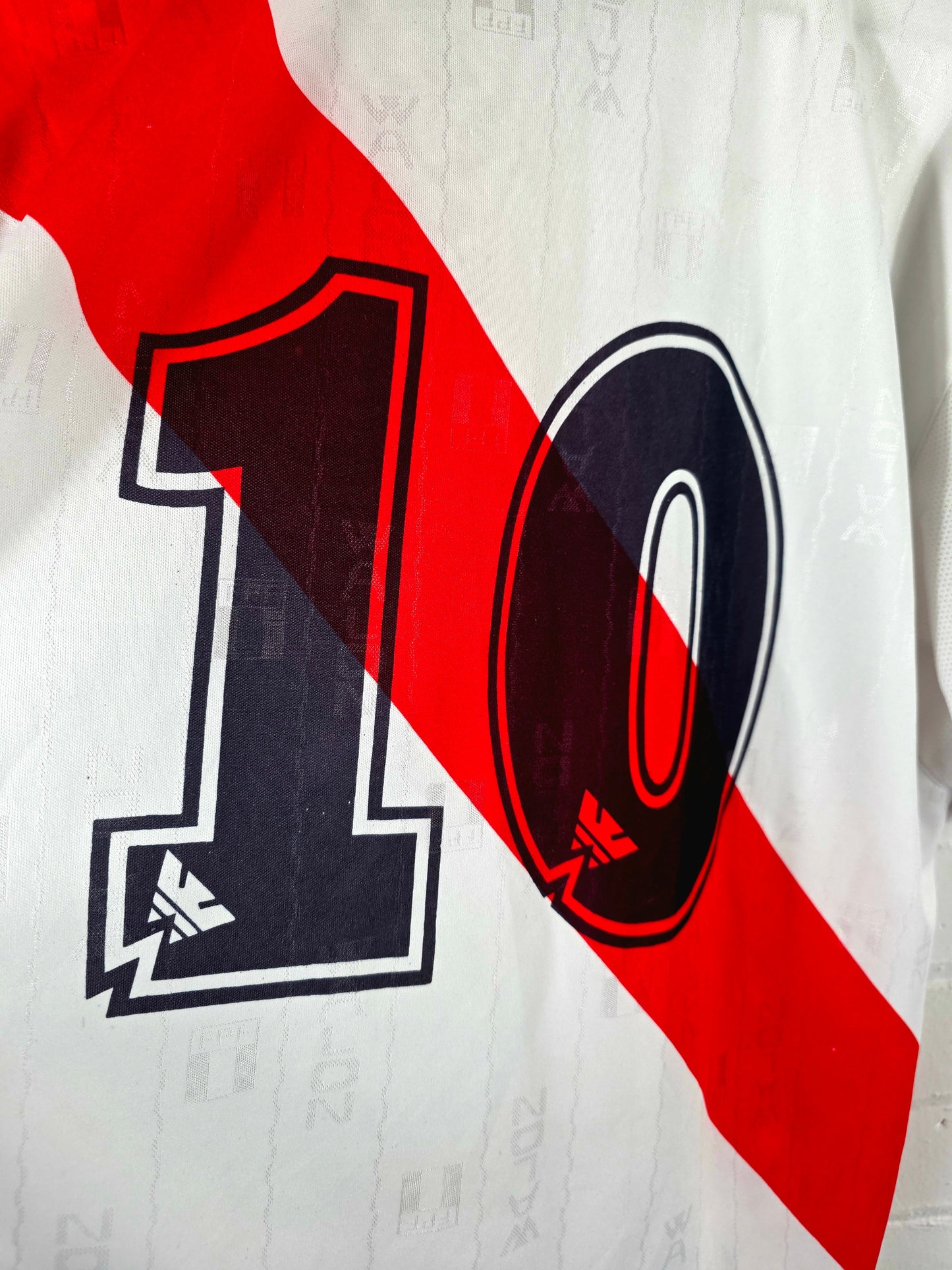 Walon Peru 2004/06 '10 (Palacios)' Home Shirt Large