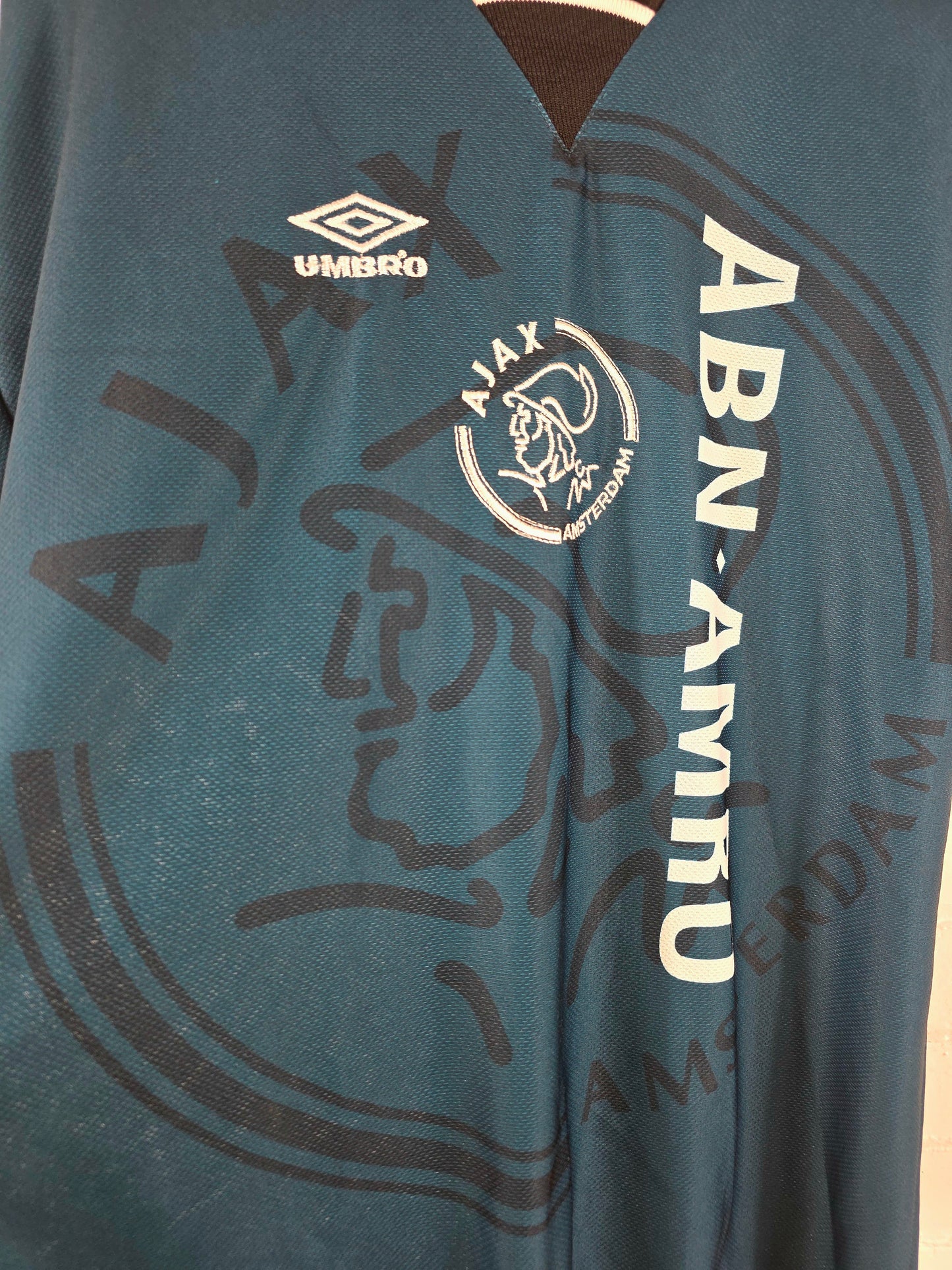Umbro Ajax 1995/96 Away Shirt Medium