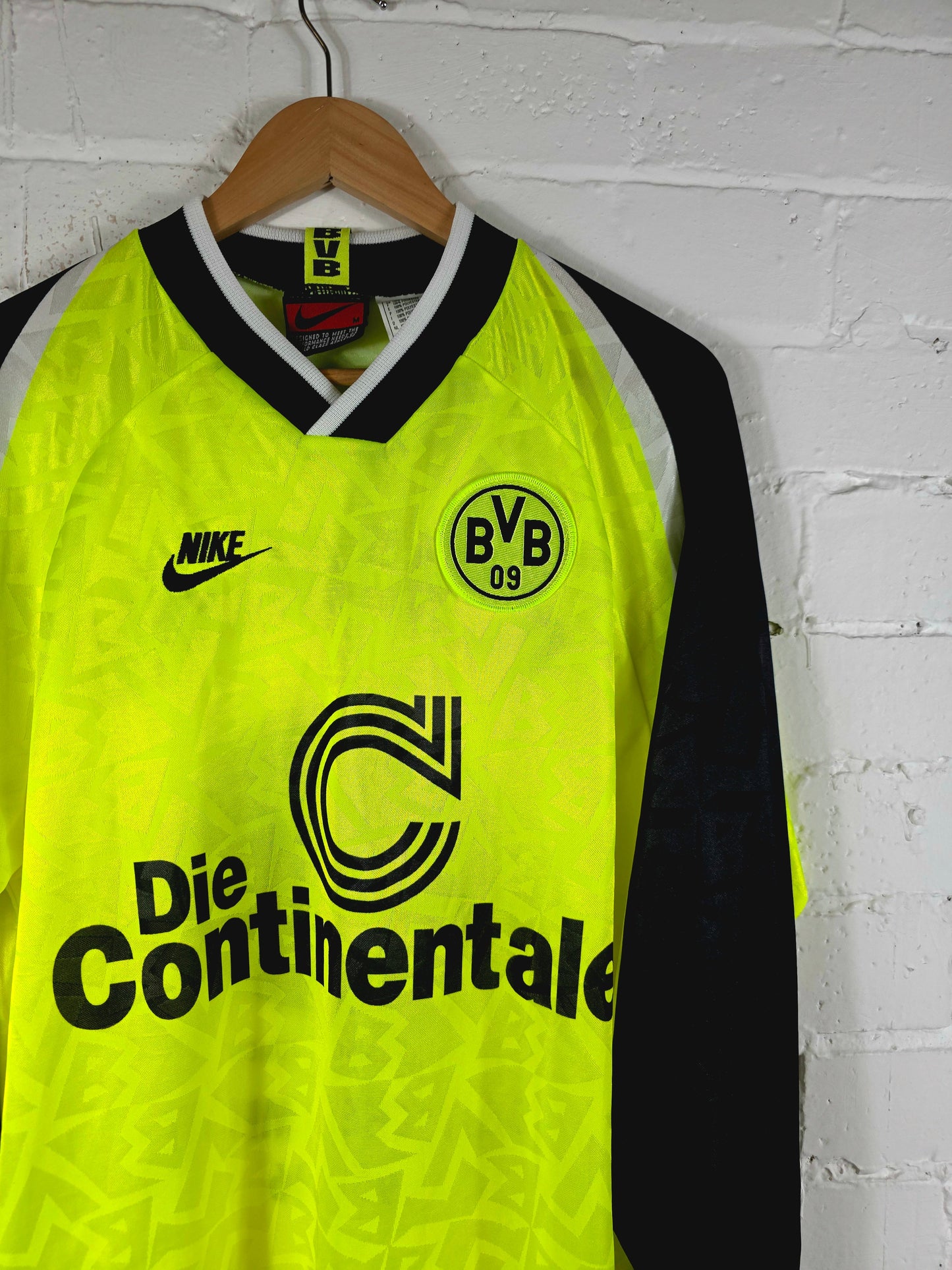 Nike Borussia Dortmund 1995/96 Long Sleeve Home Shirt Medium