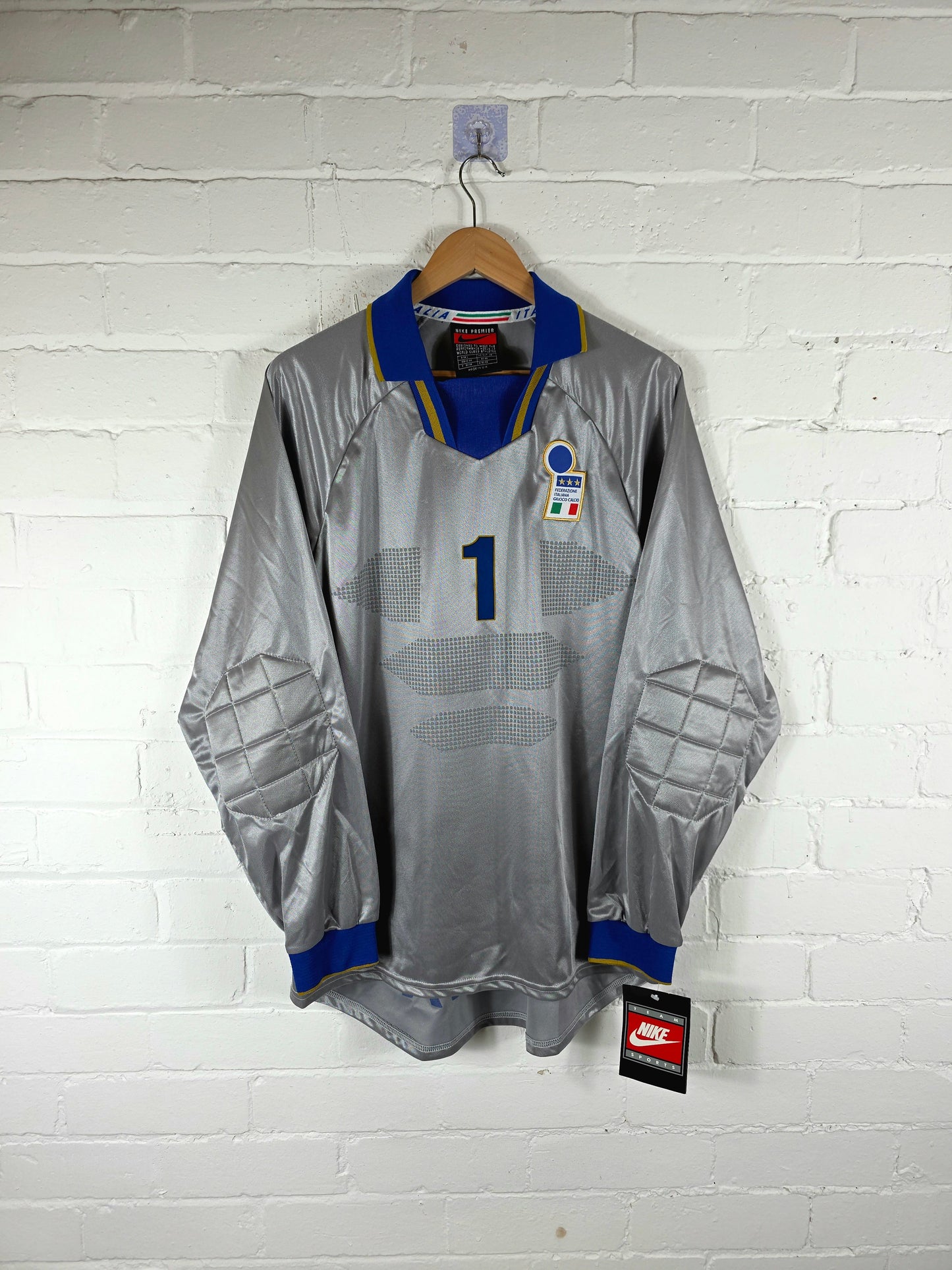 Nike Italy 1996/97 '1 (Peruzzi)' Long Sleeve Player Issue Deadstock Goalkeeper Shirt Large