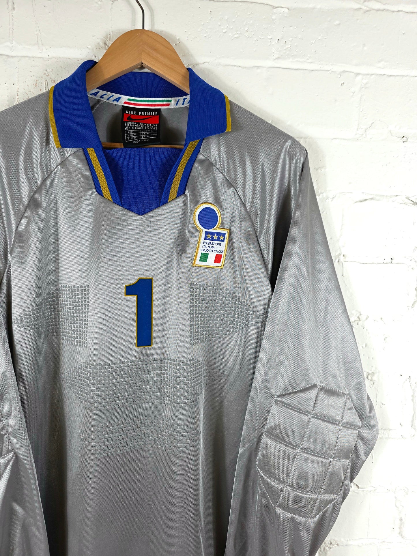 Nike Italy 1996/97 '1 (Peruzzi)' Long Sleeve Player Issue Deadstock Goalkeeper Shirt Large