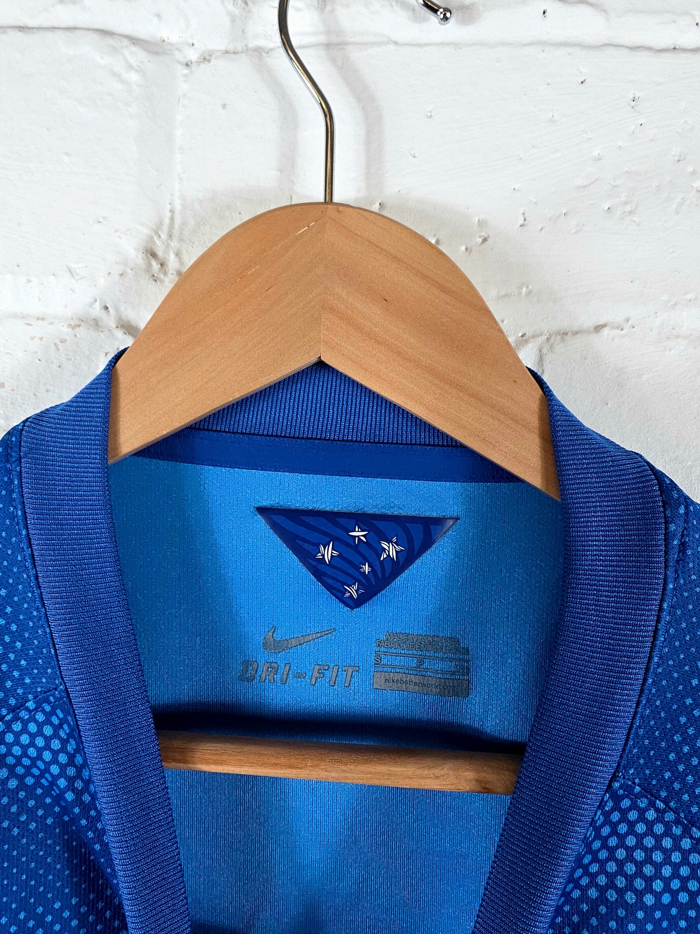 Nike Brazil 2014/15 Away Shirt Small