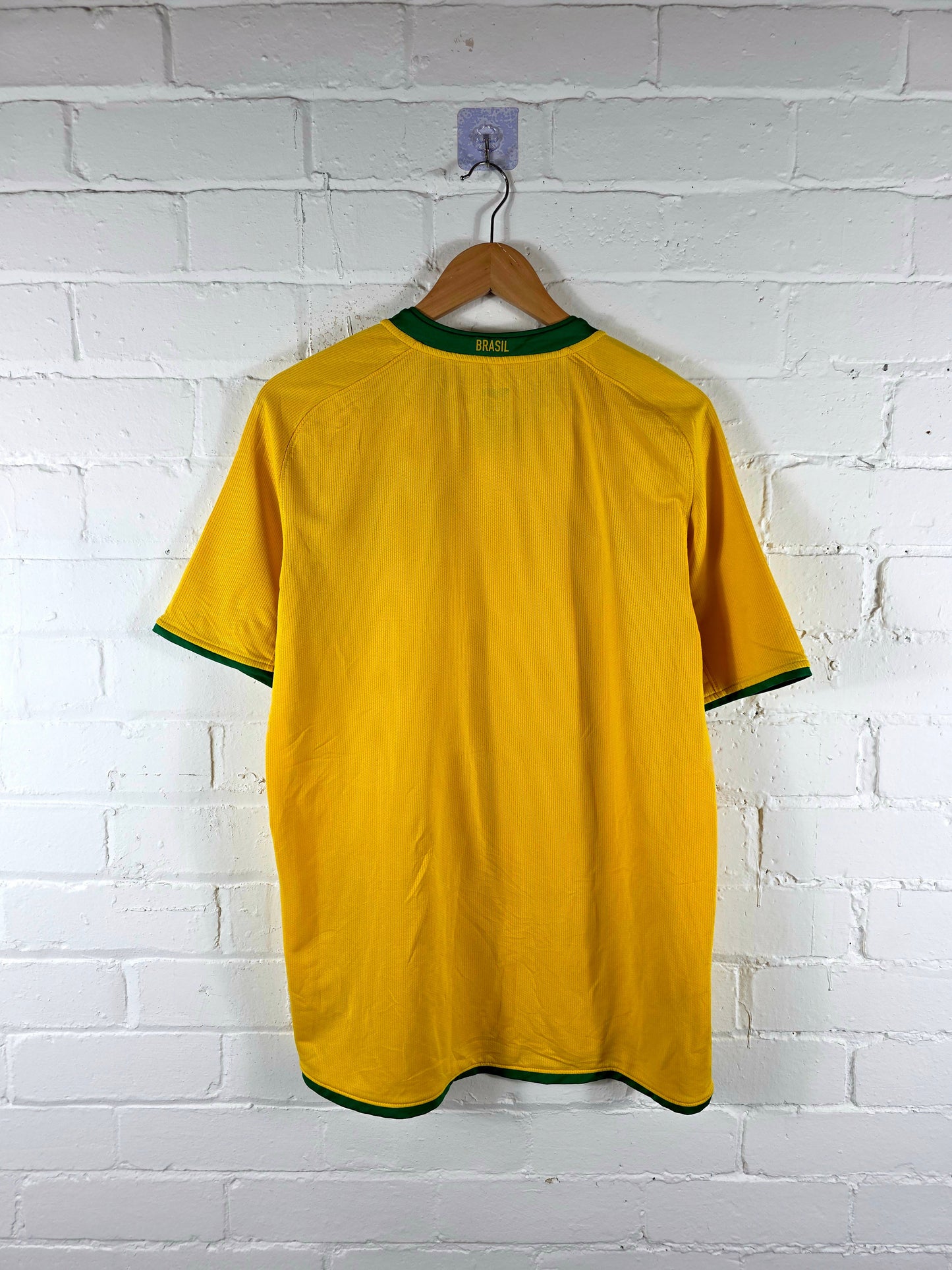 Nike Brazil 2008/10 Home Shirt Medium