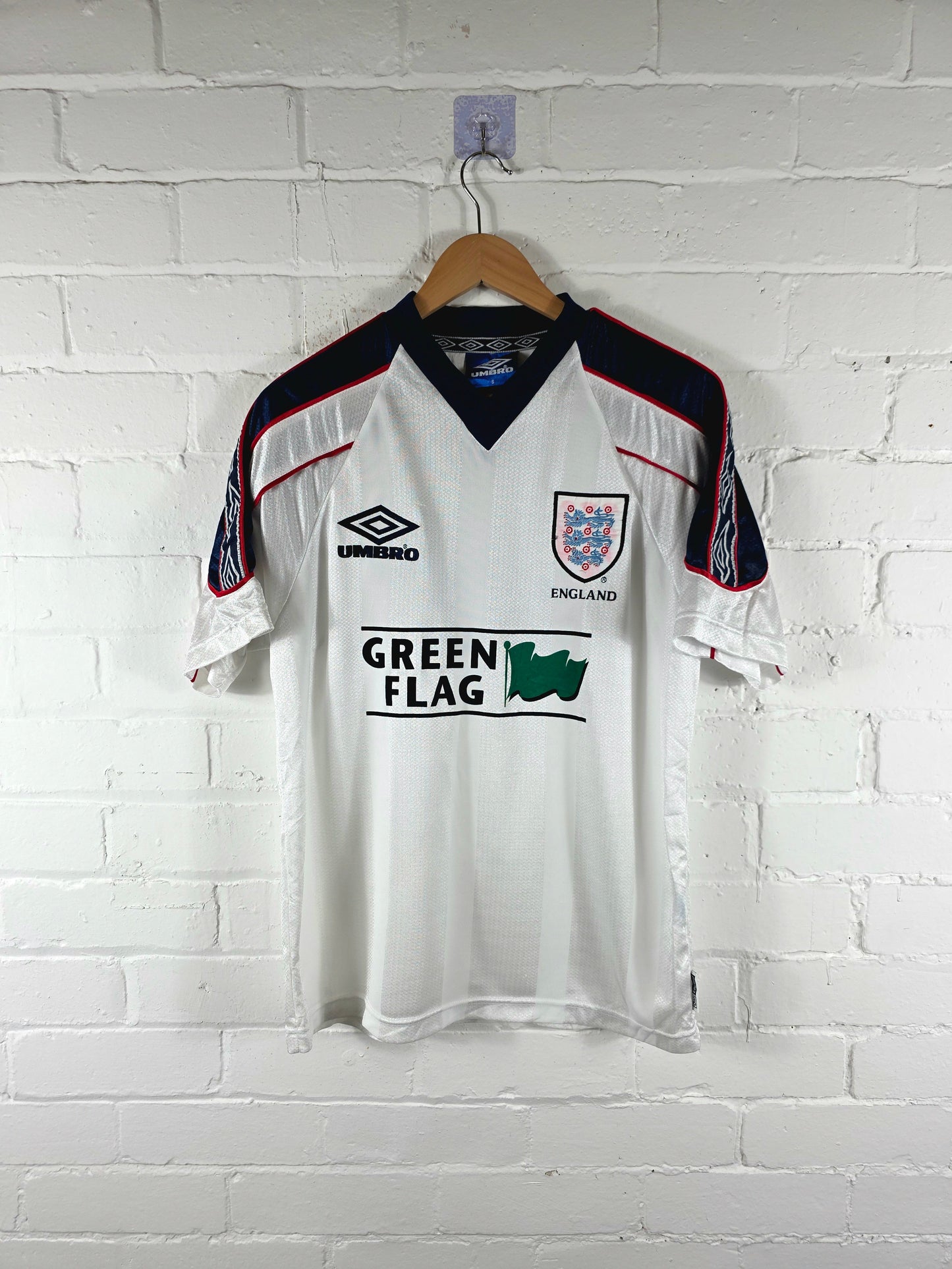 Umbro England 1998/99 Green Flag Training Shirt Small