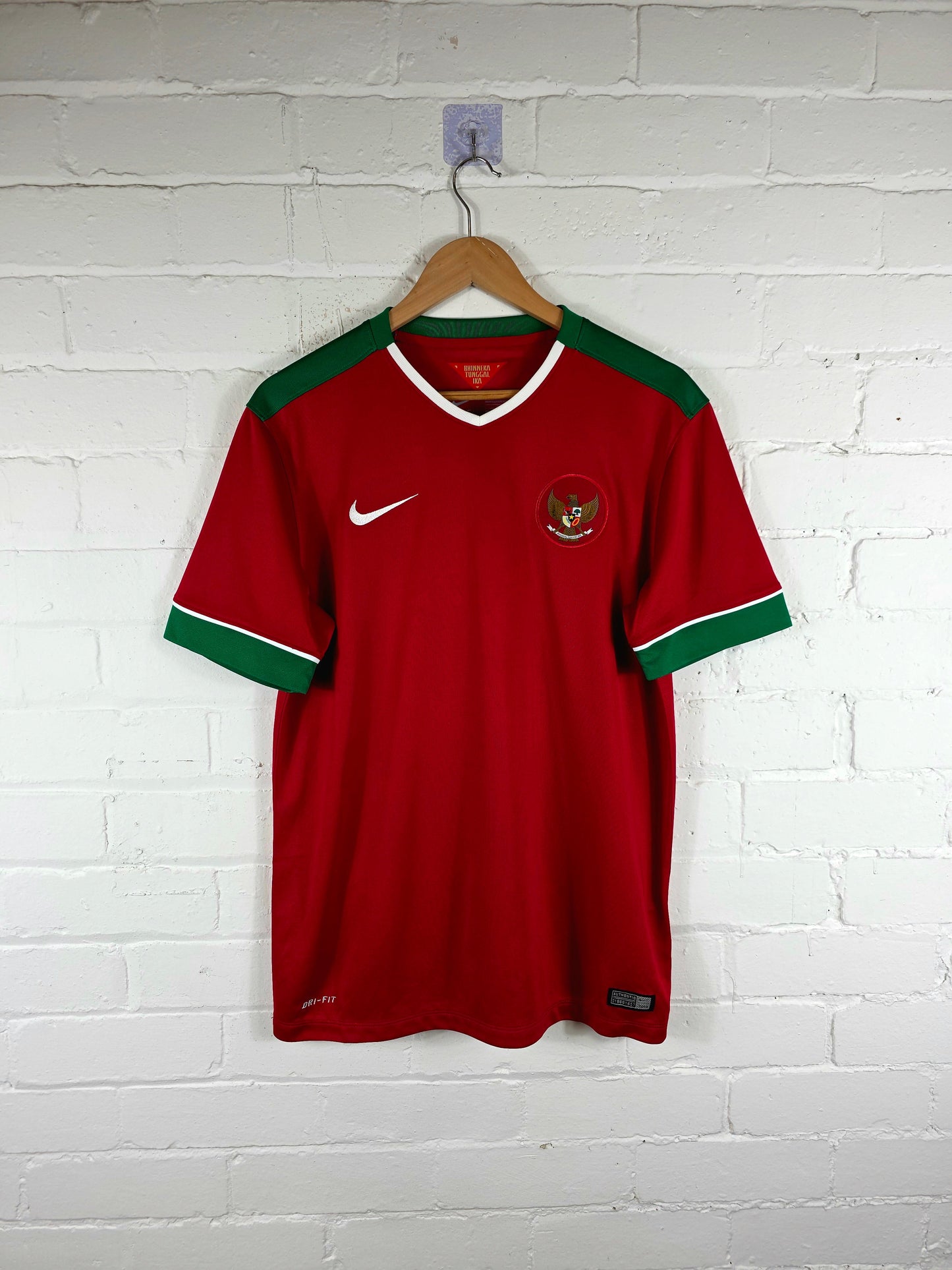 Nike Indonesia 2014/15 Home Shirt Large