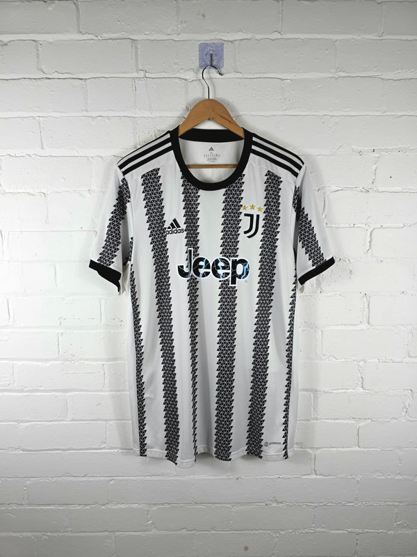 Adidas Juventus 2022/23 Home Shirt XL