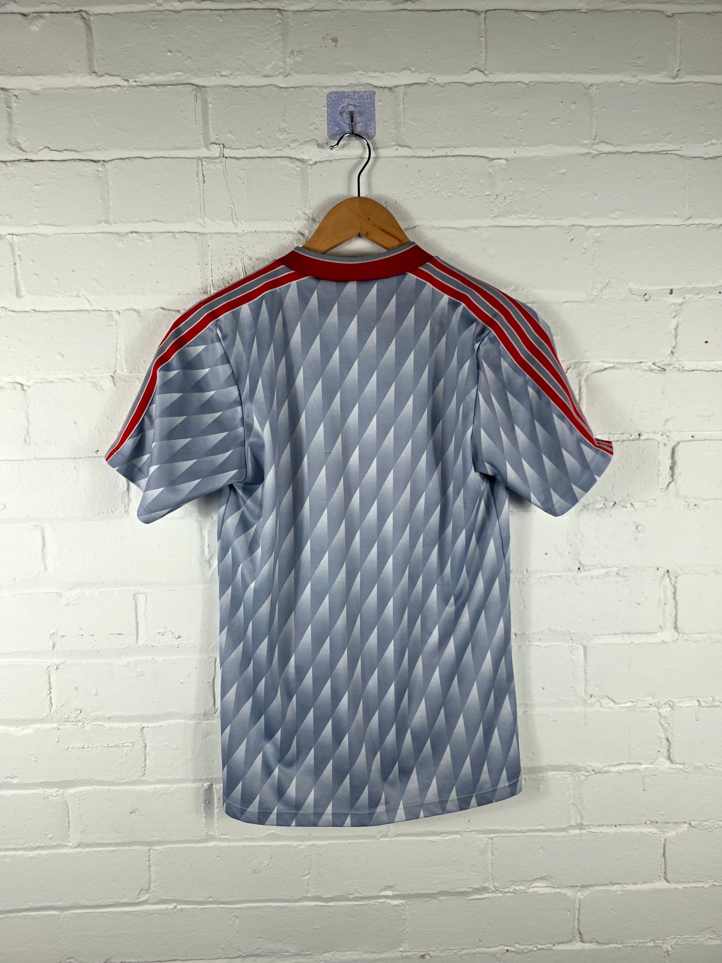 Adidas Liverpool 1989/91 Away Shirt Youth XL