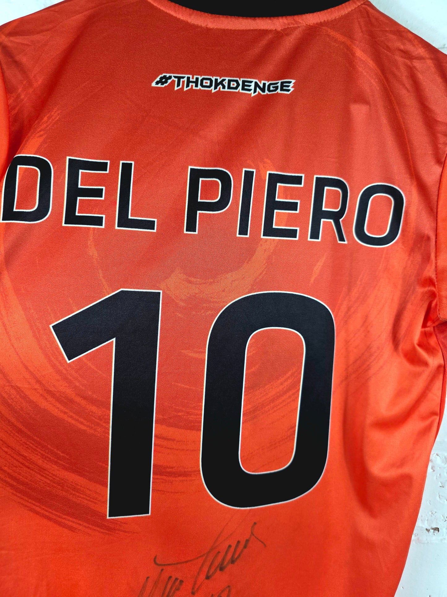 Lotto Delhi Dynamos 'Del Piero 10' 2014/15 Signed Home Shirt Small