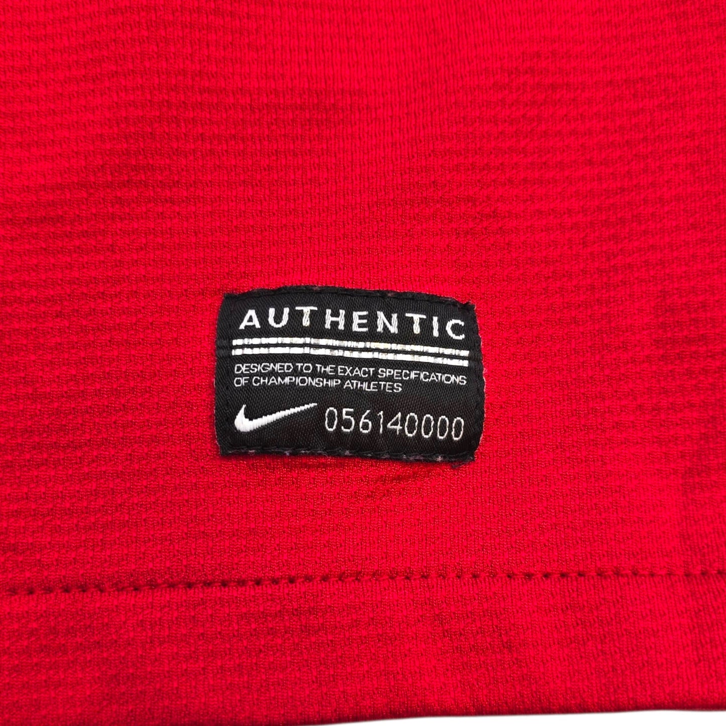2012/14 Arsenal Home Football Shirt (L) Nike #8 Arteta