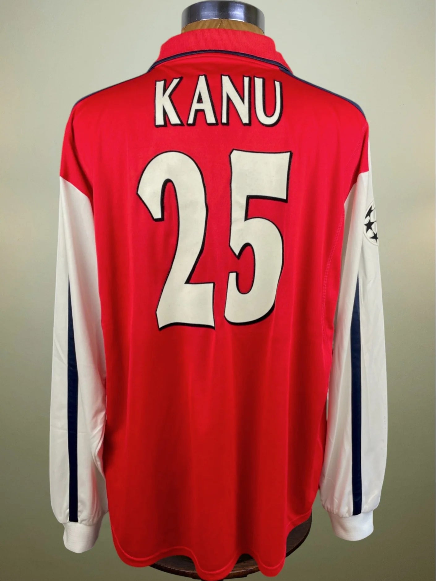 Match Shirt • Premier League Club • Arsenal • 2001 • Nike • Home • #25 • Nwankwo Kanu • vs Bayern Munich