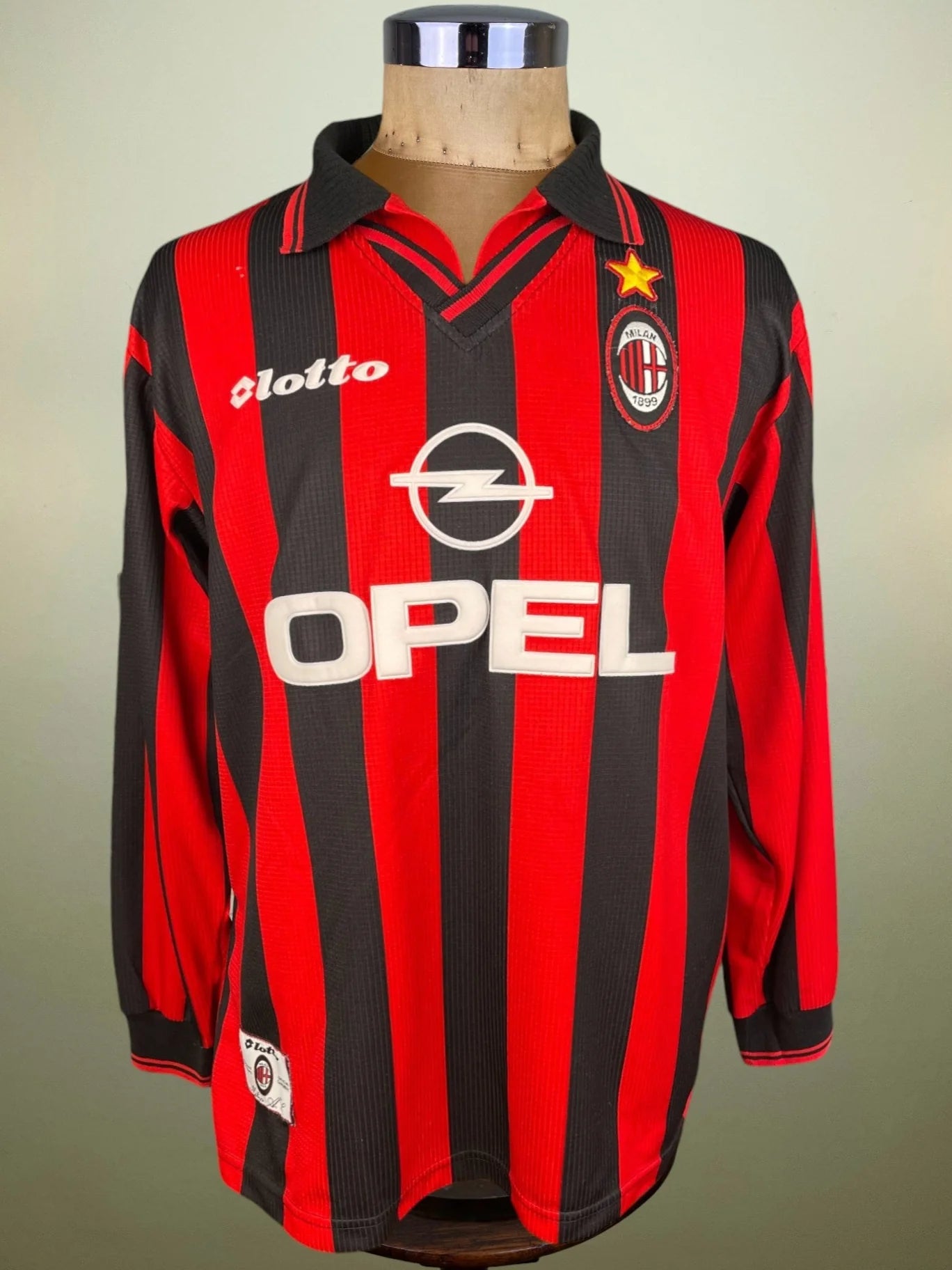 Store Shirt • AC Milan • 1997 • Lotto • Home • Size XL