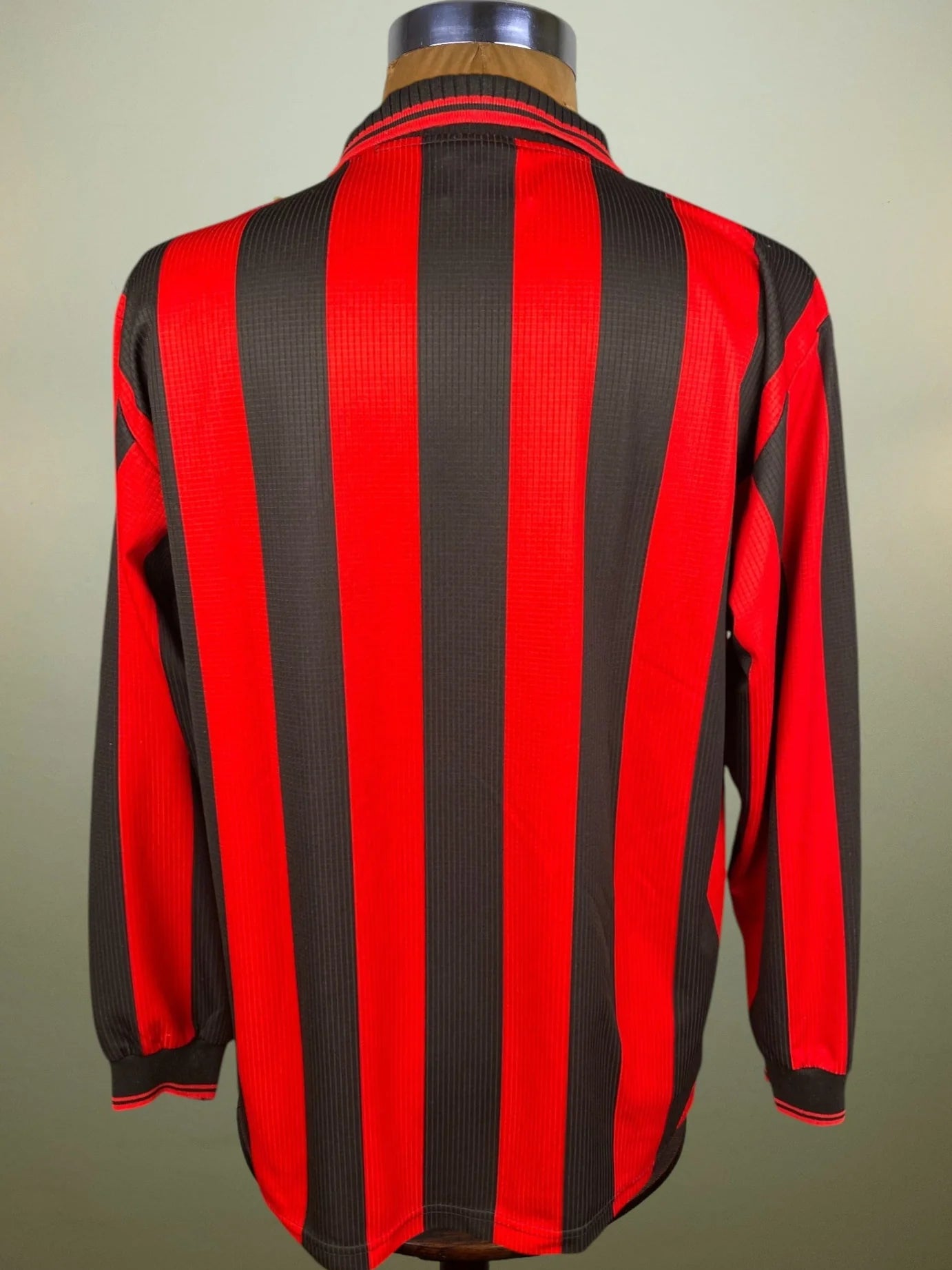 Store Shirt • AC Milan • 1997 • Lotto • Home • Size XL