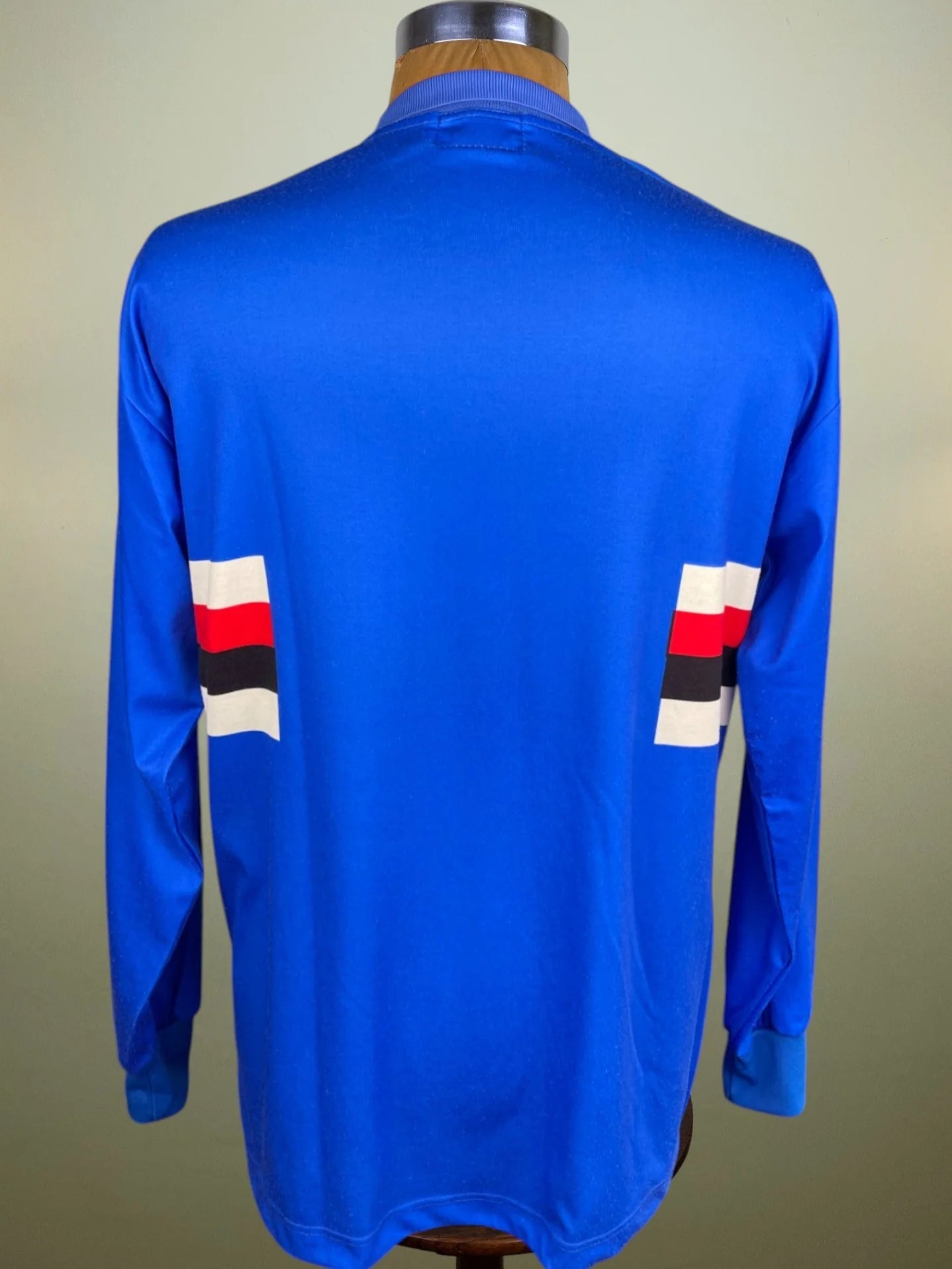 Store Shirt • Sampdoria • 1992 • Asics • Size L