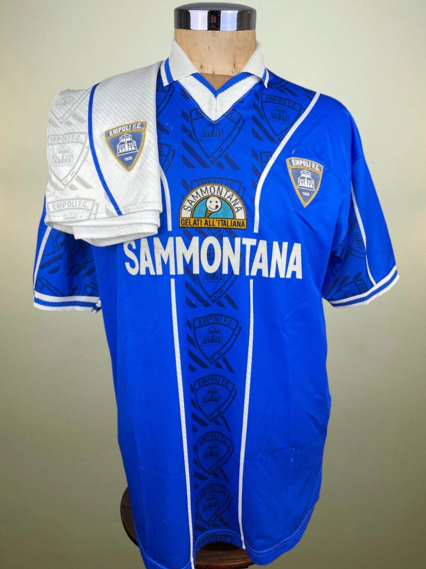 Store Shirt • Empoli • 1997 • Errea • Full Kit • Size XXL