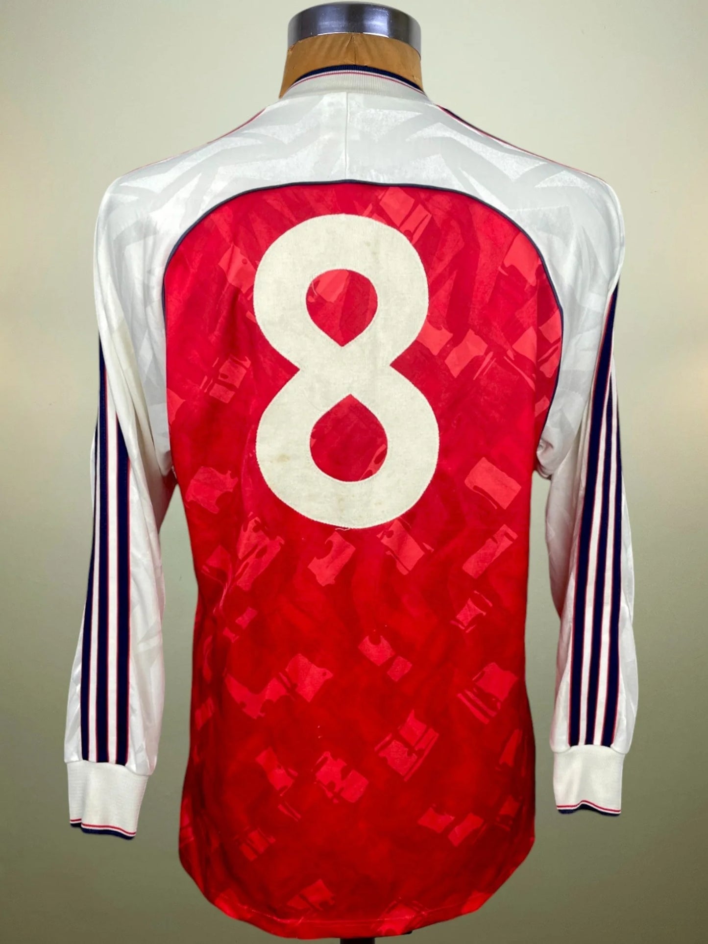 Match Shirt • Premier League Club • Arsenal • 1991 • Adidas • Home • #8 • Kevin Campbell • vs Austria Vienna