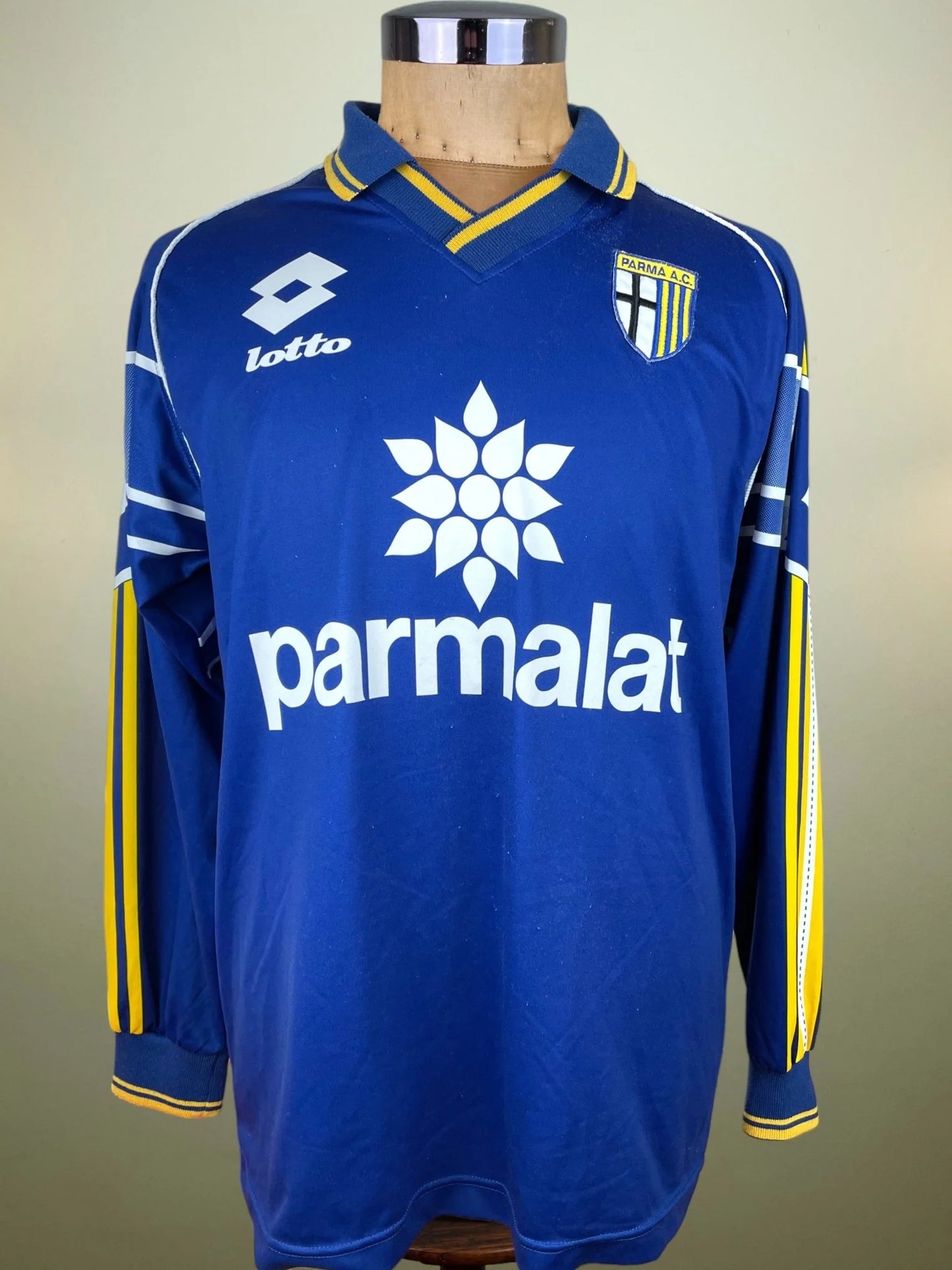 Player Issue Training • Parma • 1998 • Lotto Training Top • Size XL