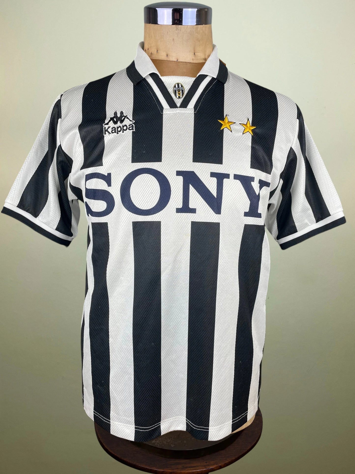 Store Shirt • Juventus • 1996 • Kappa • Christian Vieri • Size S • Player Spec