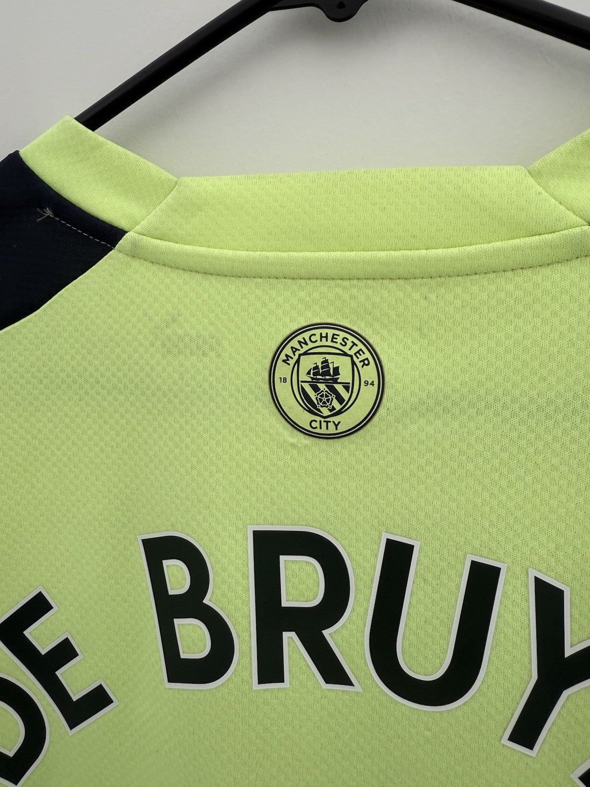 Manchester City De Bruyne #17 2022/23 Large 3rd Very Good Condition 765734-03
