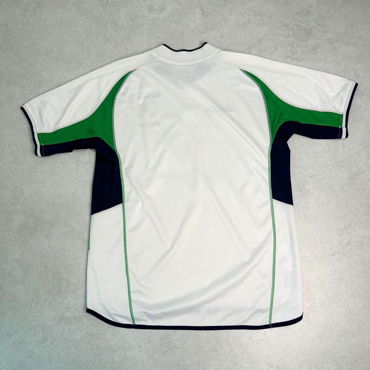 2002/03 Ireland Away Shirt Umbro (M/L)