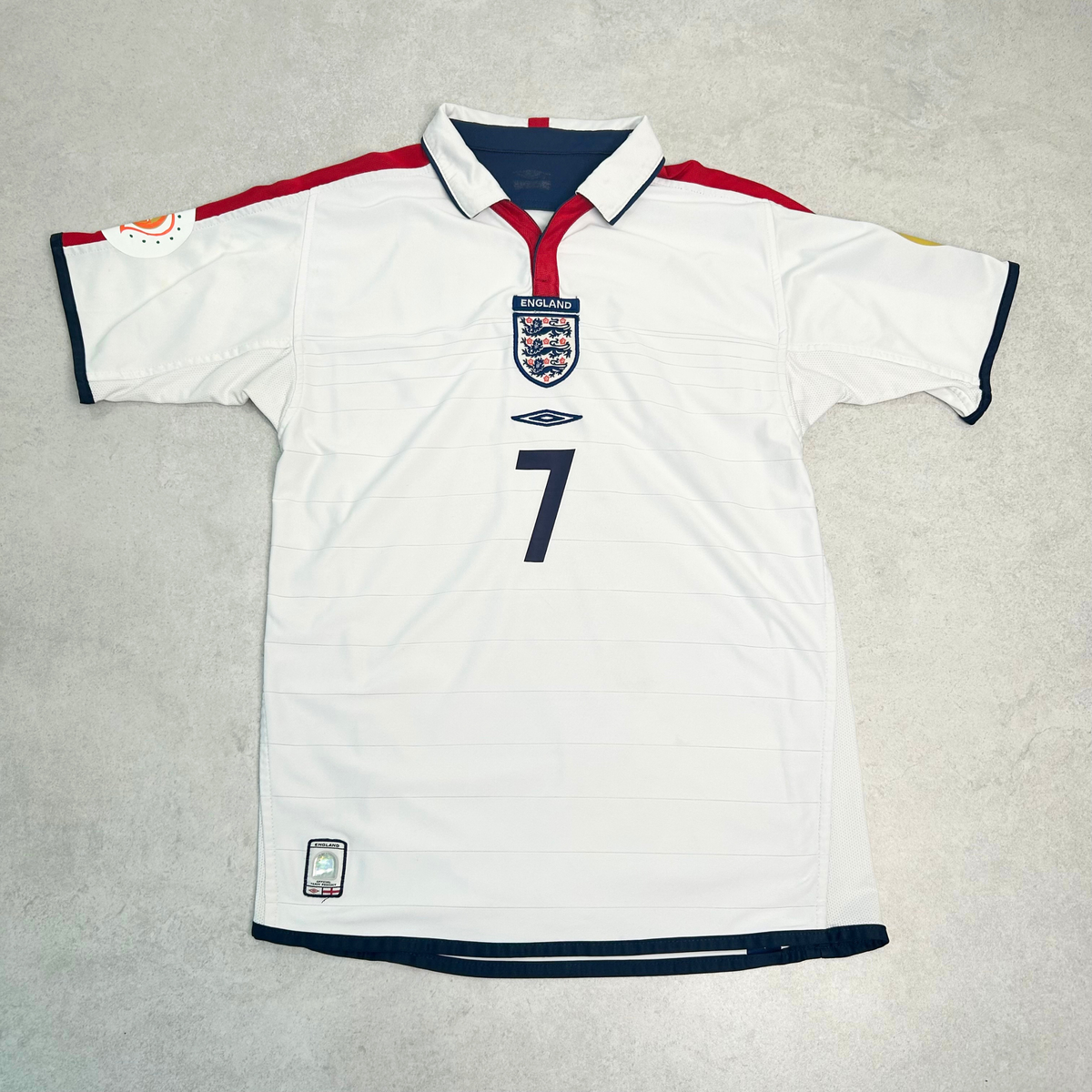 2004/05 England Home Shirt Umbro Beckham (S/M)