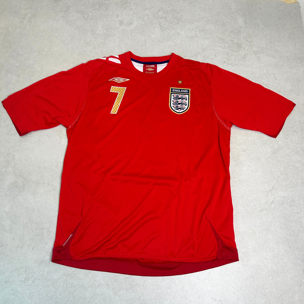 2006/08 England Away Shirt Umbro Beckham (XL)