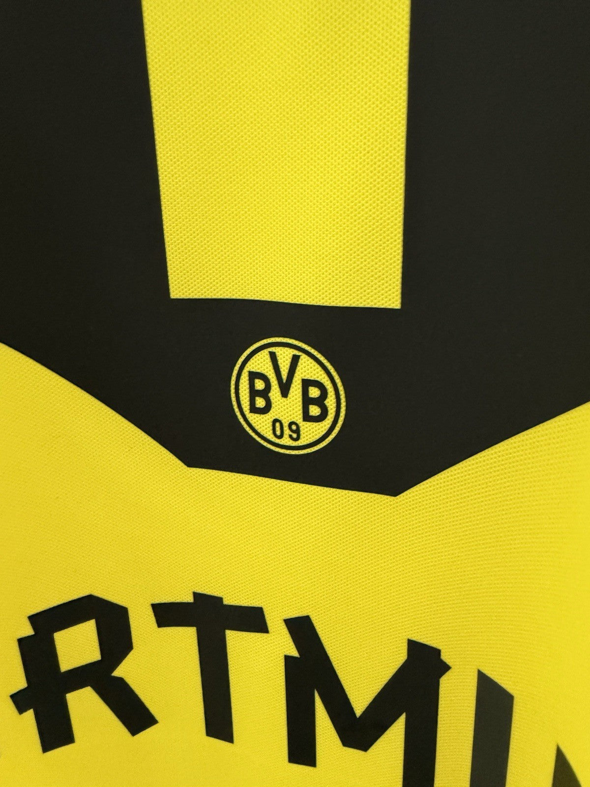 Dortmund Gundogan #8 2013/14 Small Special Home Shirt Excellent Condition 743572