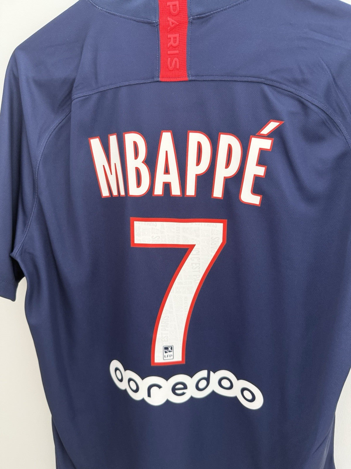 Paris St Germain Mbappe #7 2019/20 Large Home Excellent Condition AJ5553-411