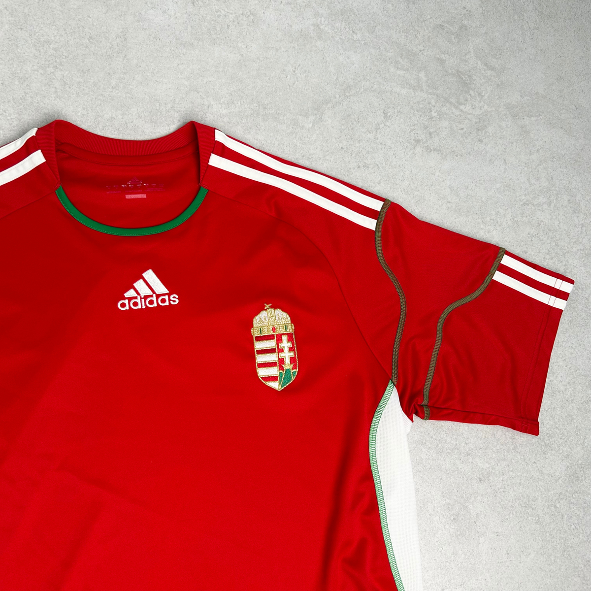 2010/12 Hungary Home Shirt Adidas (L)