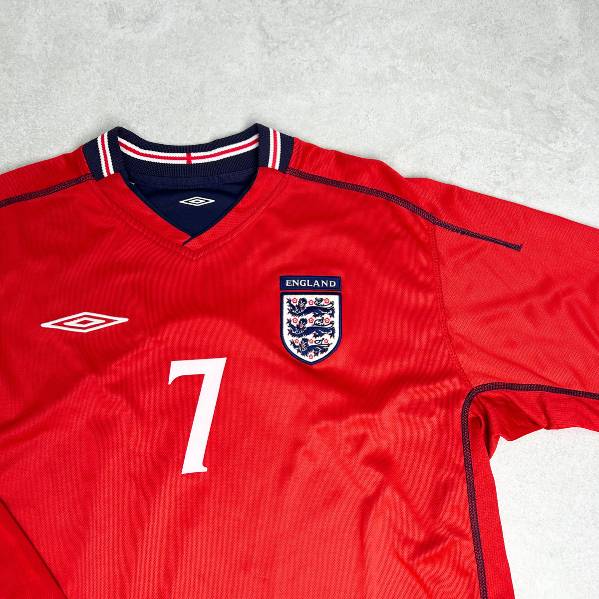 2002/04 England Away Shirt Umbro Beckham (L)