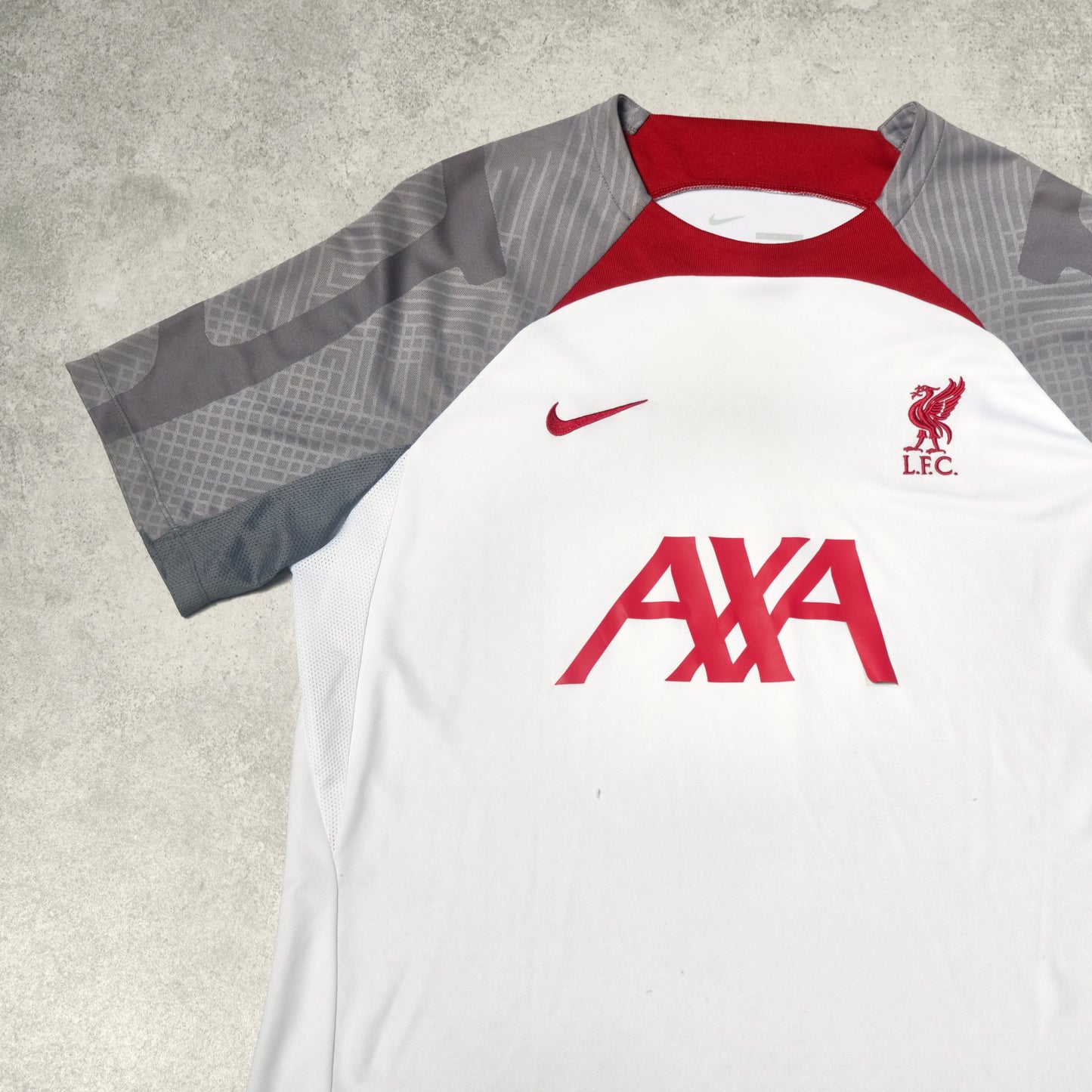 2022/23 Liverpool Training Shirt Nike (L/XL)