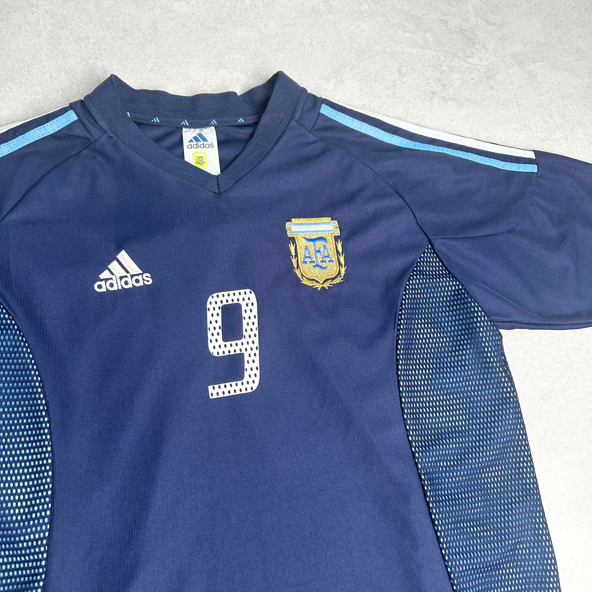 2002/04 Argentina Away Shirt Adidas Batistuta (M/L)