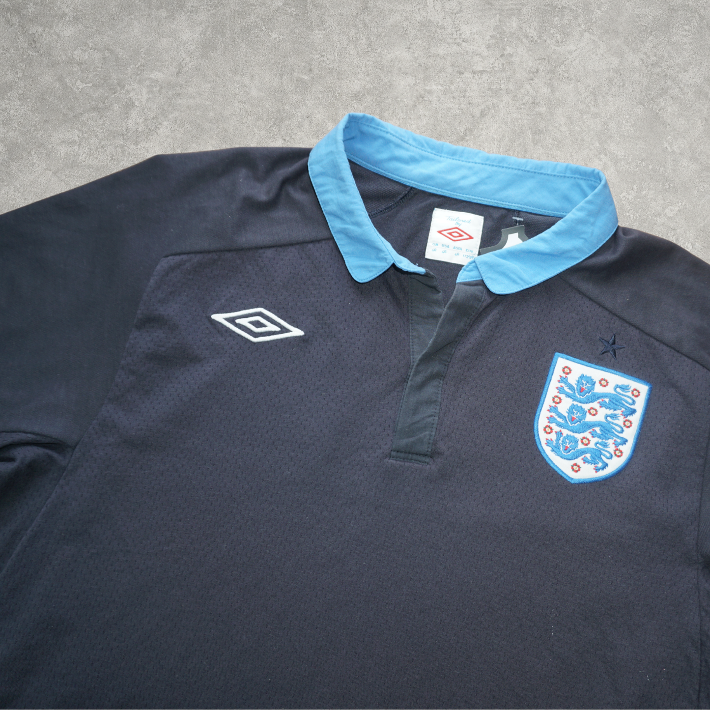 2011/12 England Away Shirt Umbro (XL)