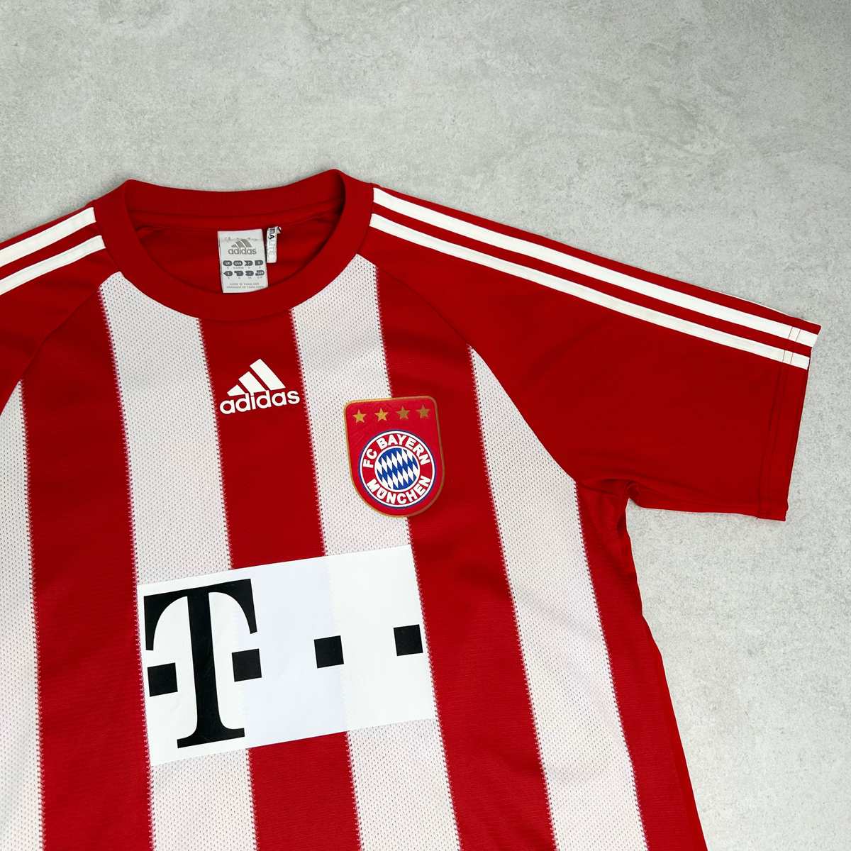 2010/11 Bayern Munich Home Shirt Adidas Kroos (S)