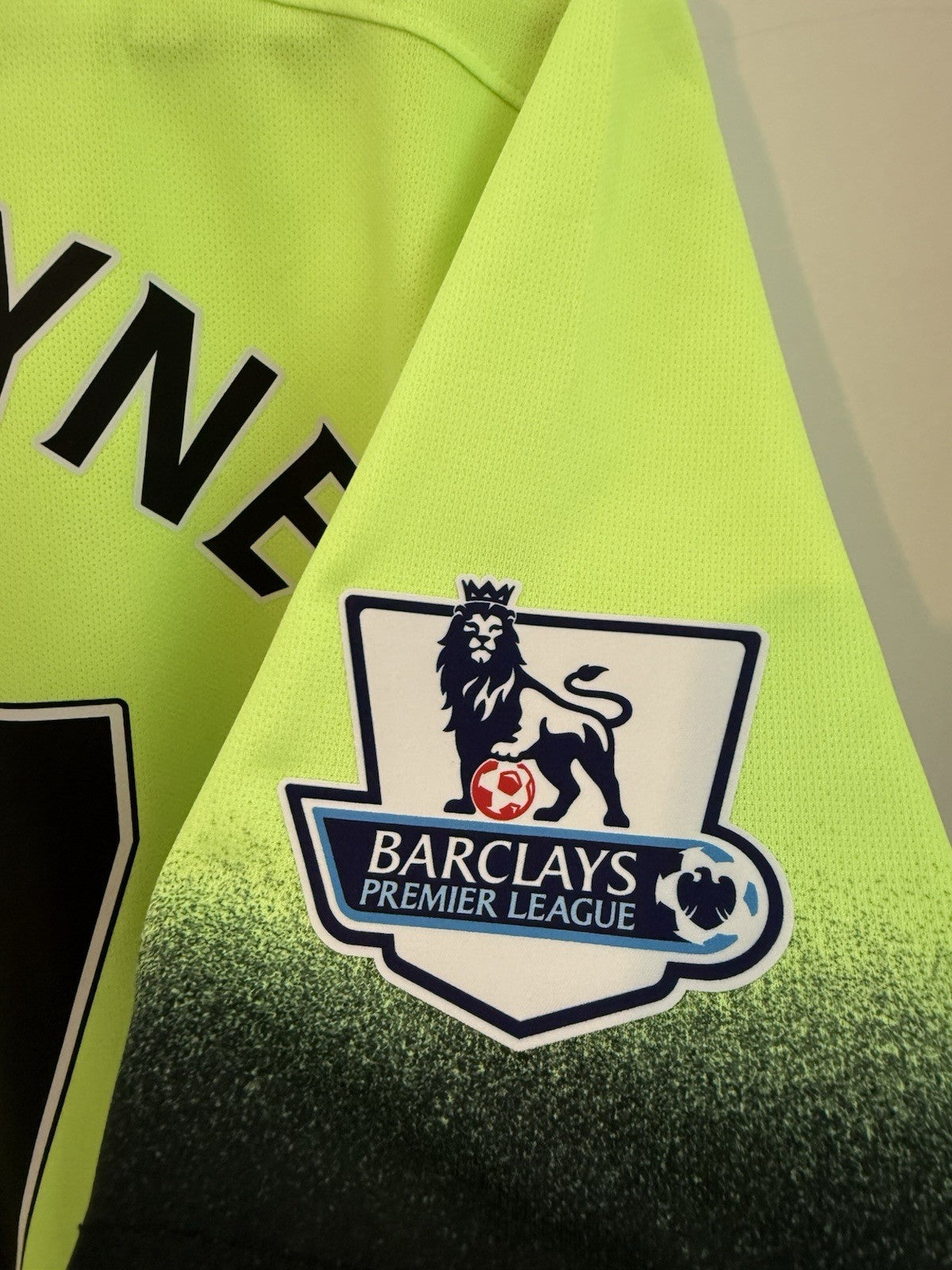 Man City De Bruyne #17 2015/16 Medium 3rd Shirt Excellent Condition 658882-368
