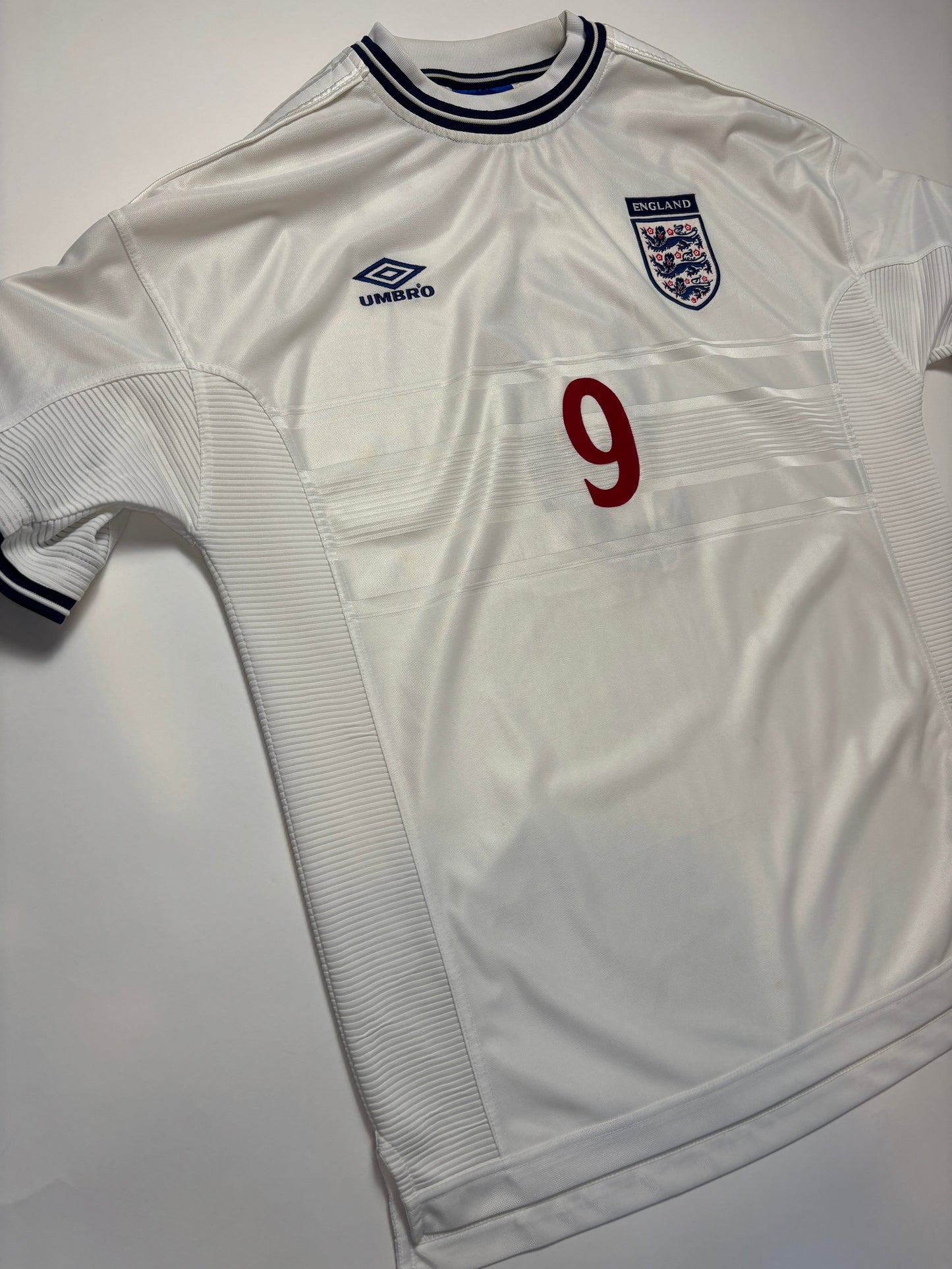 England Home Shirt 1999/01 (XL) Shearer 9
