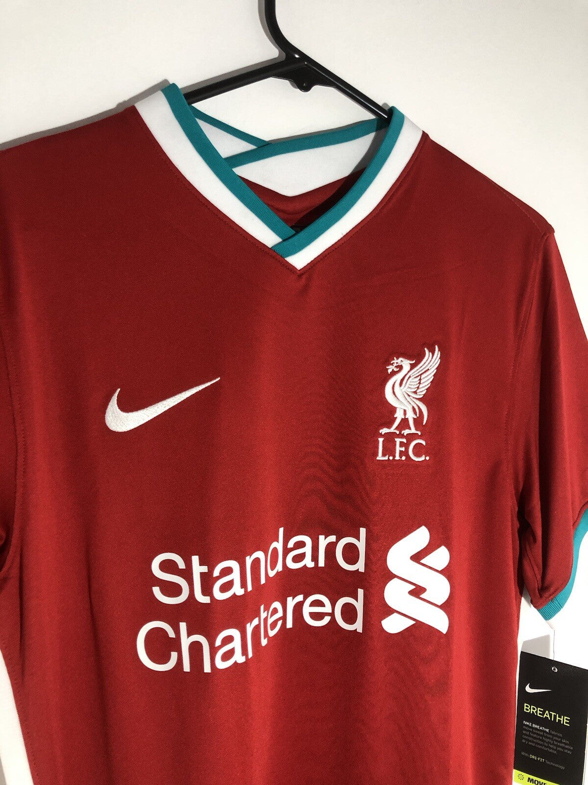 Liverpool M Salah #11 2020/21 Medium Home Shirt BNWT CZ2636-687