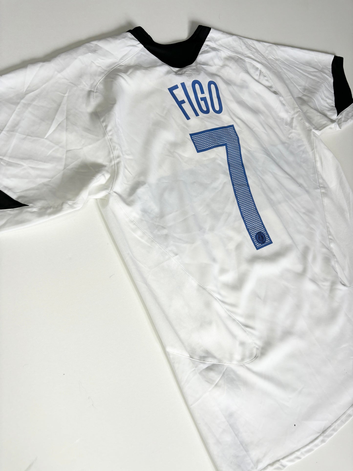 Inter Milan Away Shirt 2005/06 (L) Figo 7