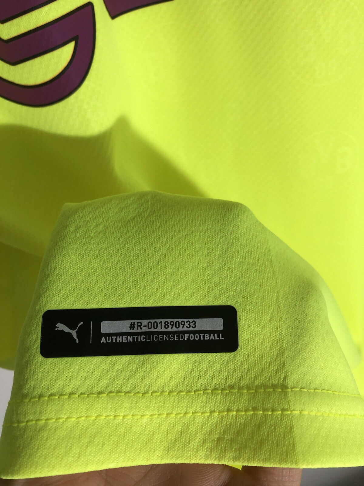 Borussia Dortmund 2021/22 Medium 3rd Shirt Puma BNWT 759068-03