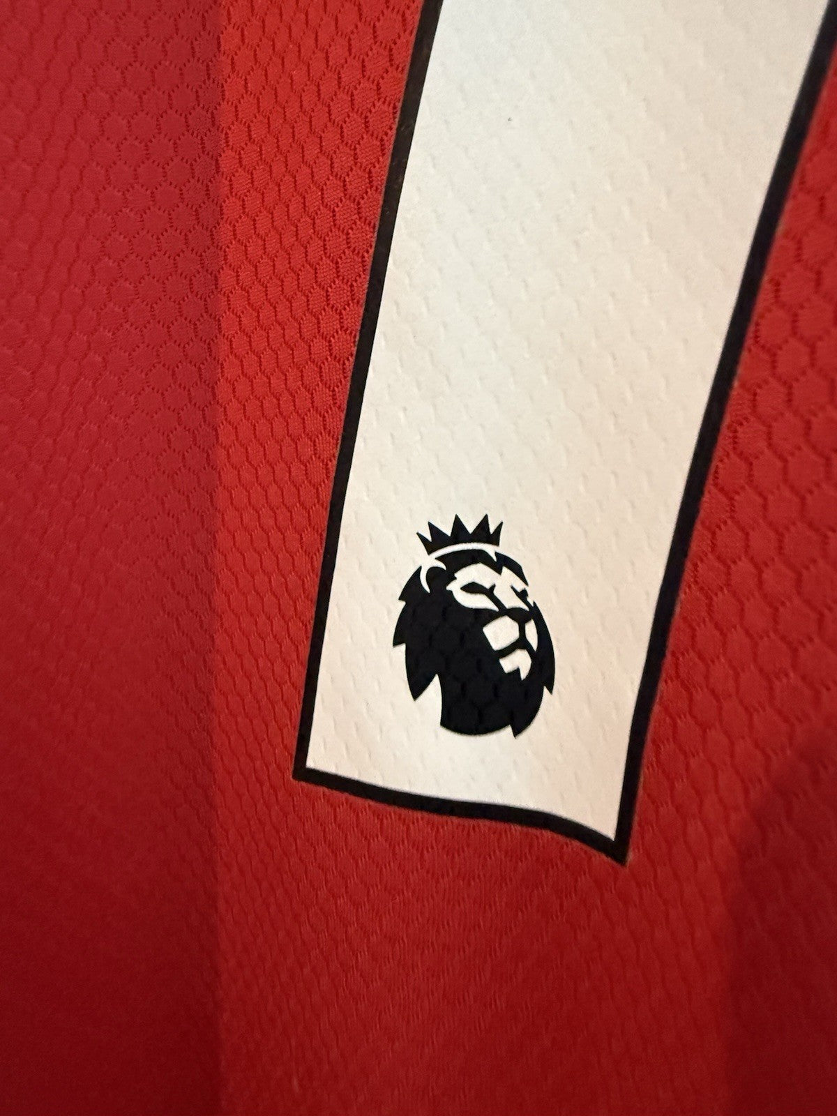 Arsenal Saka #77 2019/20 Medium Home Shirt Adidas BNWT EH5637
