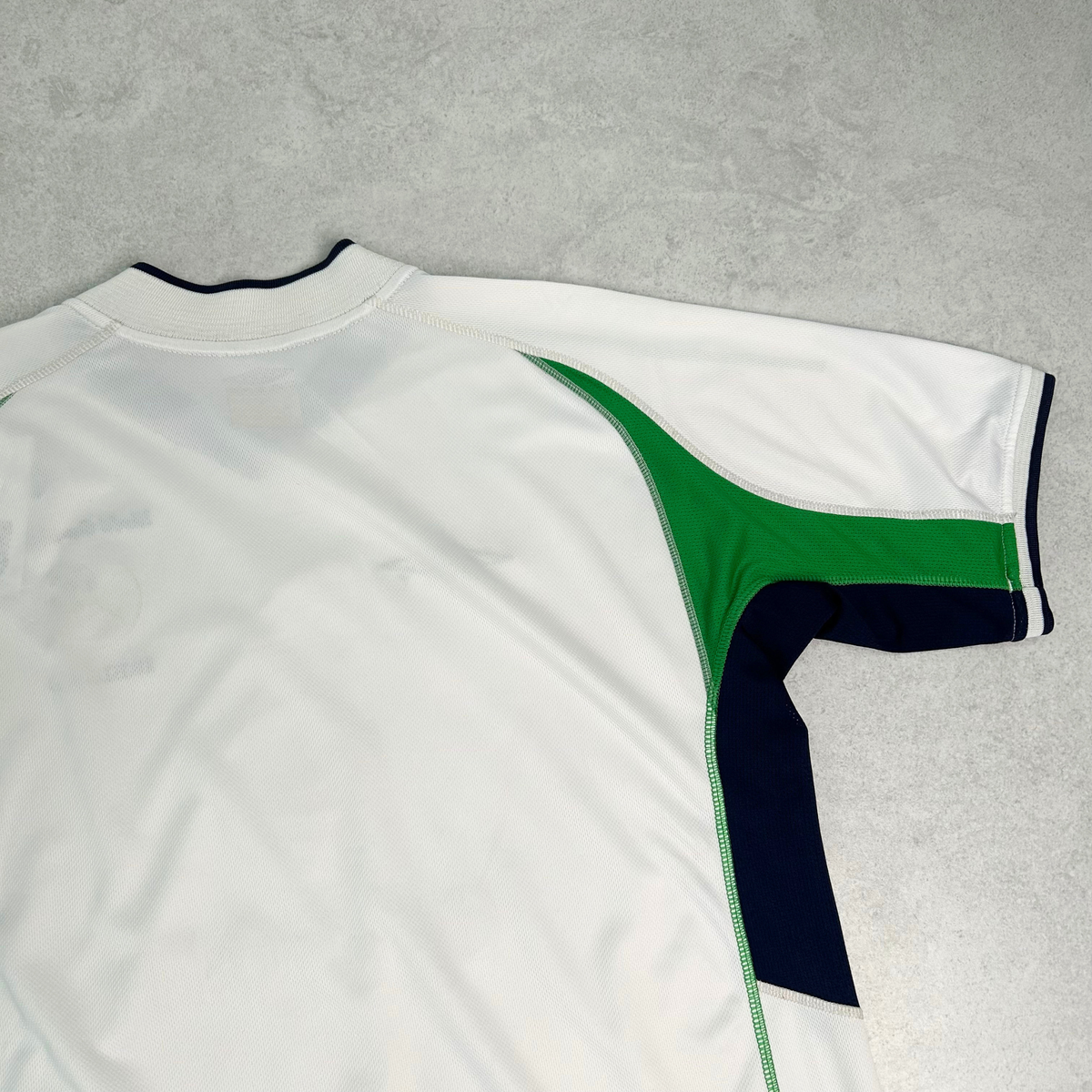 2002/03 Ireland Away Shirt Umbro (M/L)