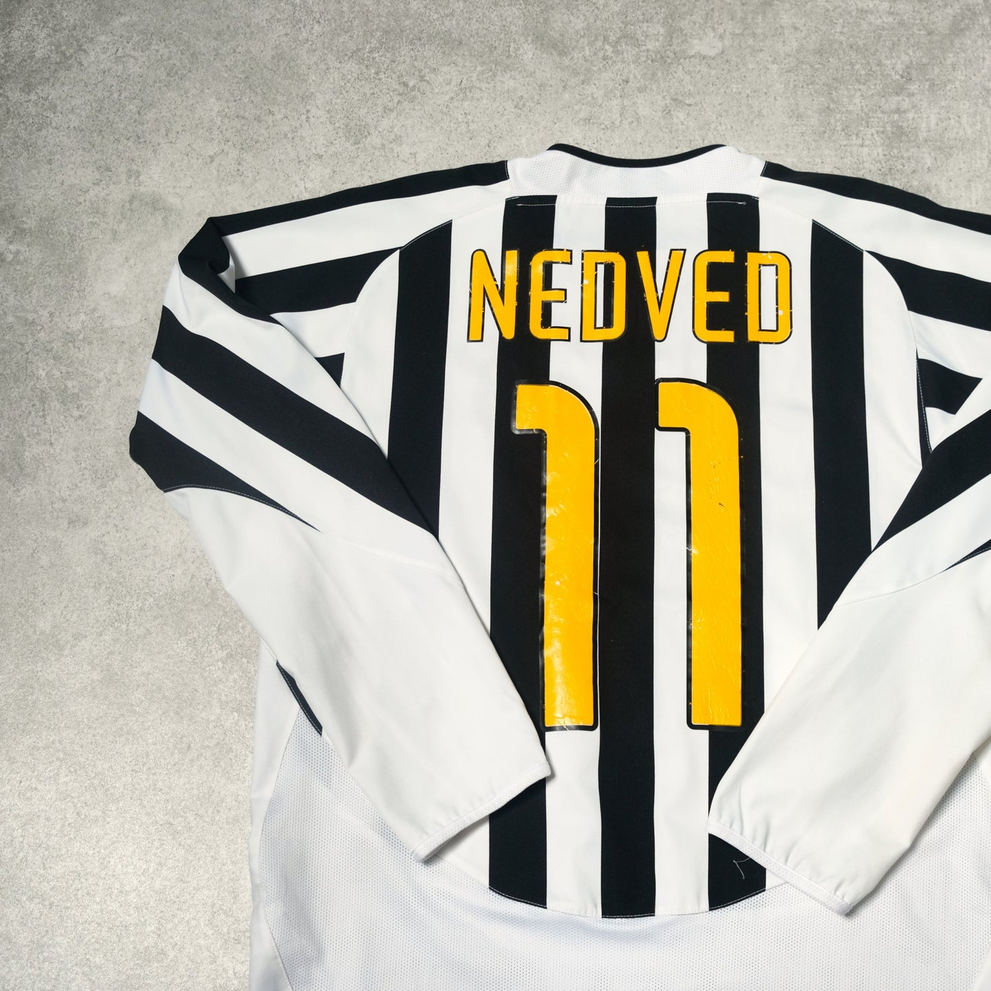 2003/04 Juventus Home Shirt Nike Nedved (L/XL)