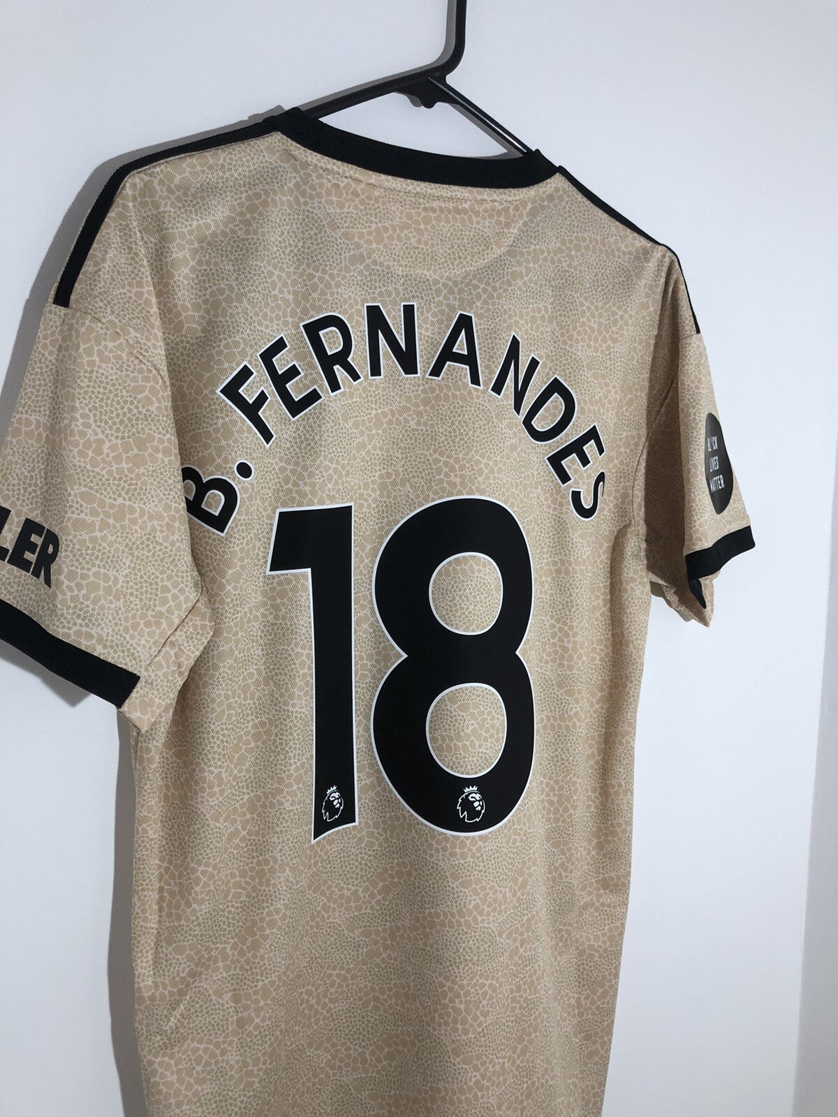 Manchester United B Fernandes #18 2019/20 Medium Away BNWT ED7388