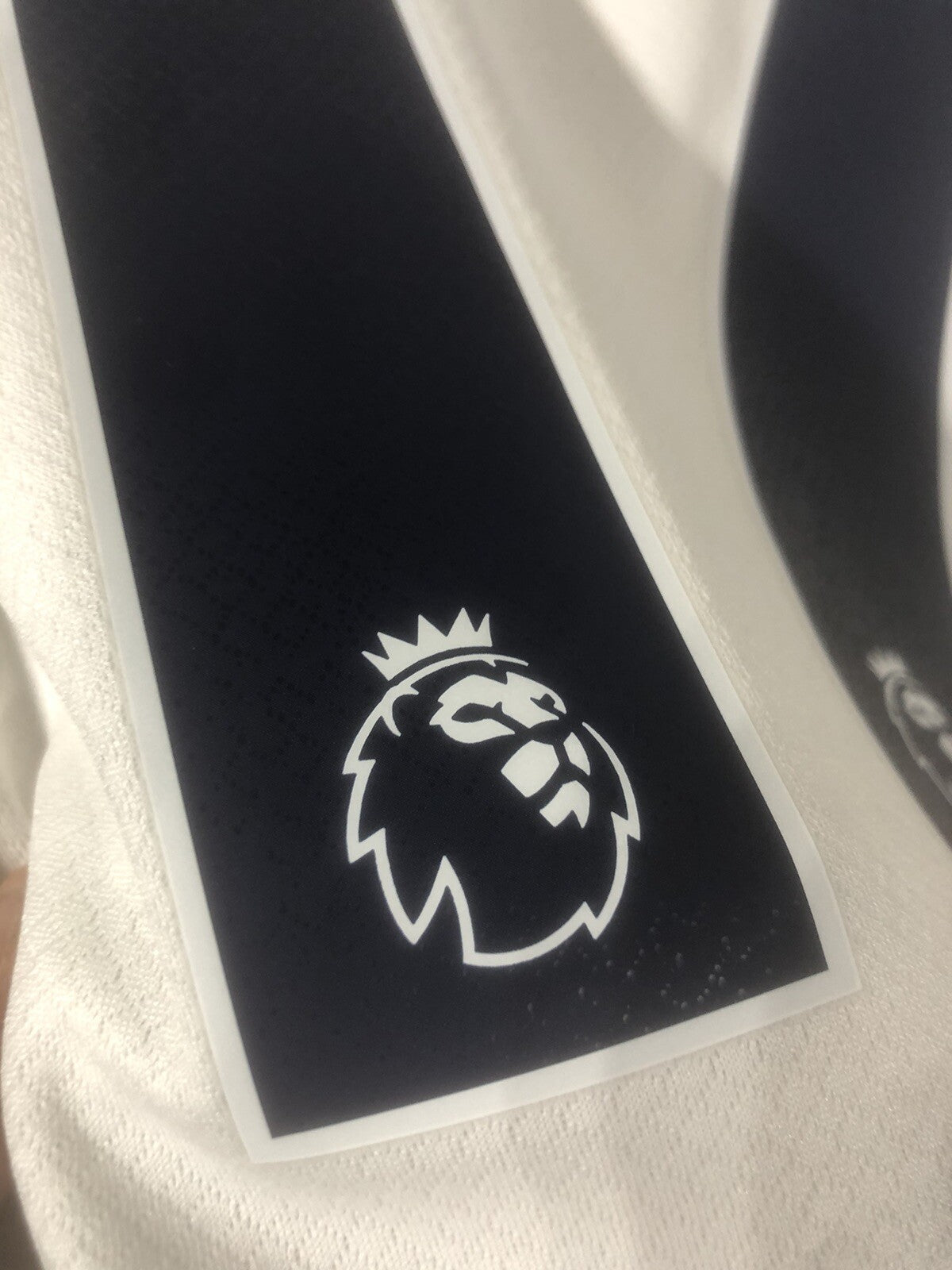 Tottenham Hotspur Romero #17 2022/23 Large Home Excellent Condition DM1849-101