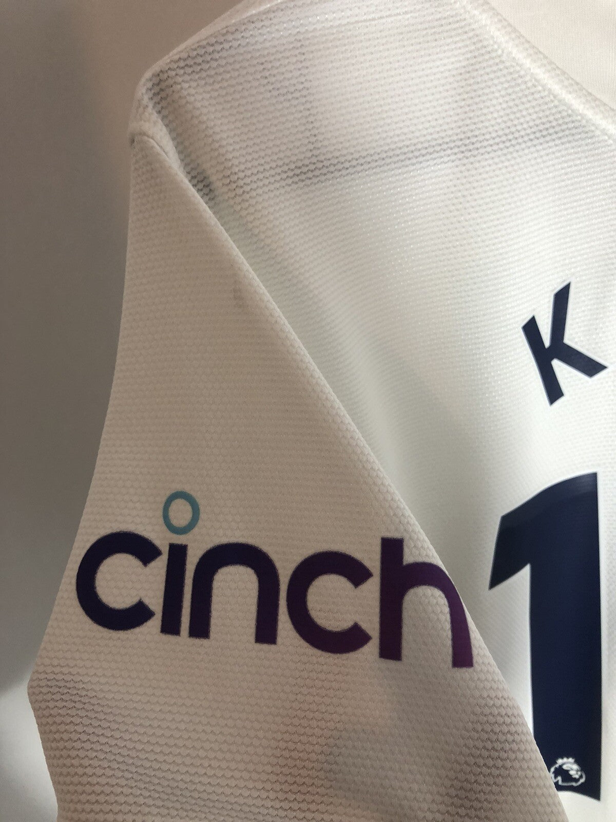 Tottenham Hotspur Kane #10 2021/22 Medium Home Excellent Condition CV7918-101